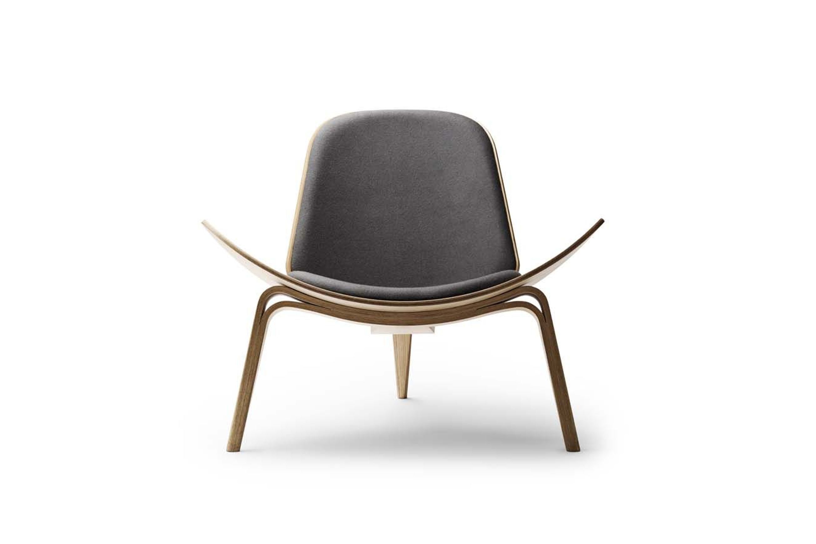 CH07 Shell Chair by Carl Hansen + Son