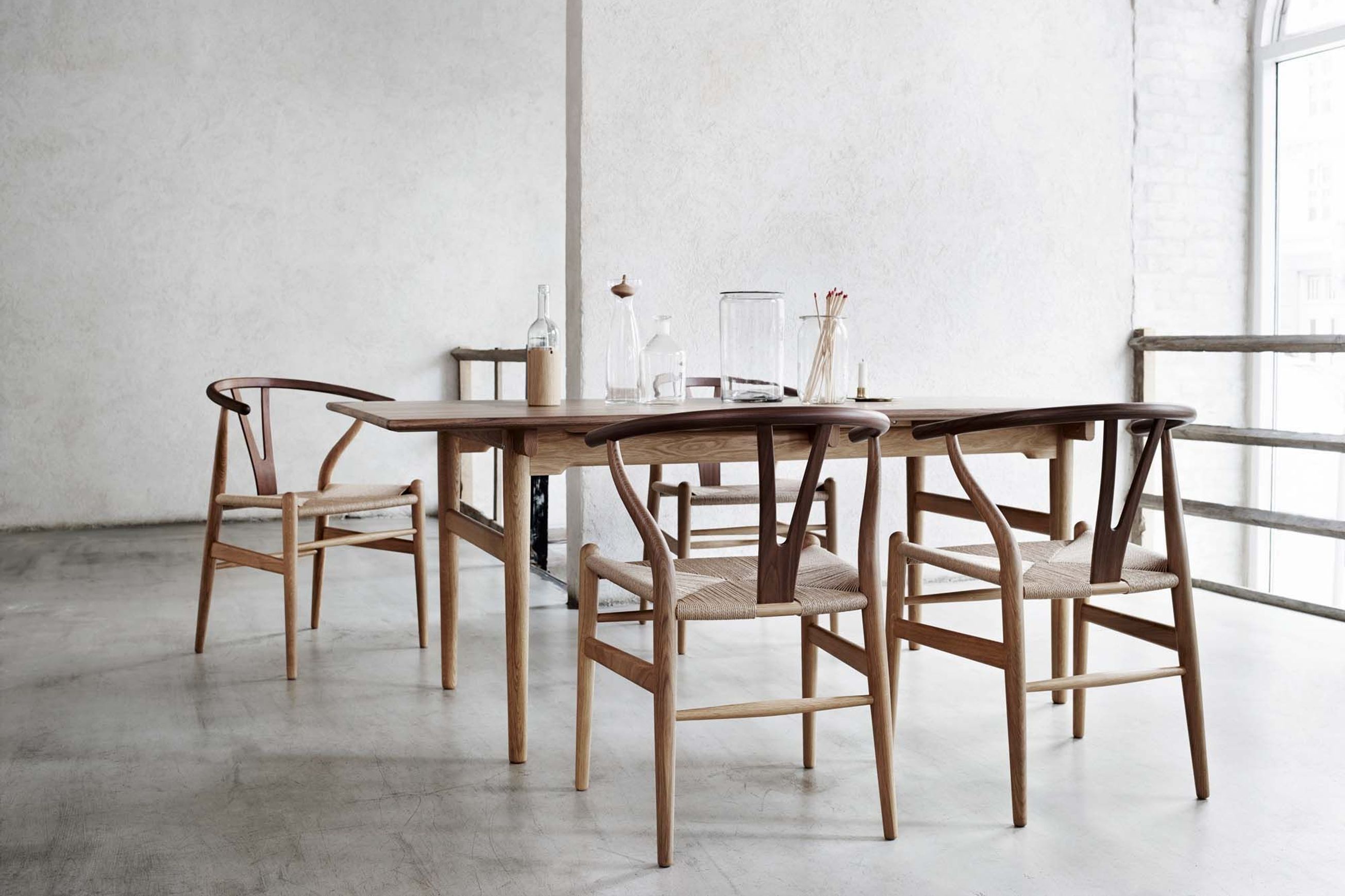 CH327 Table by Carl Hansen + Son