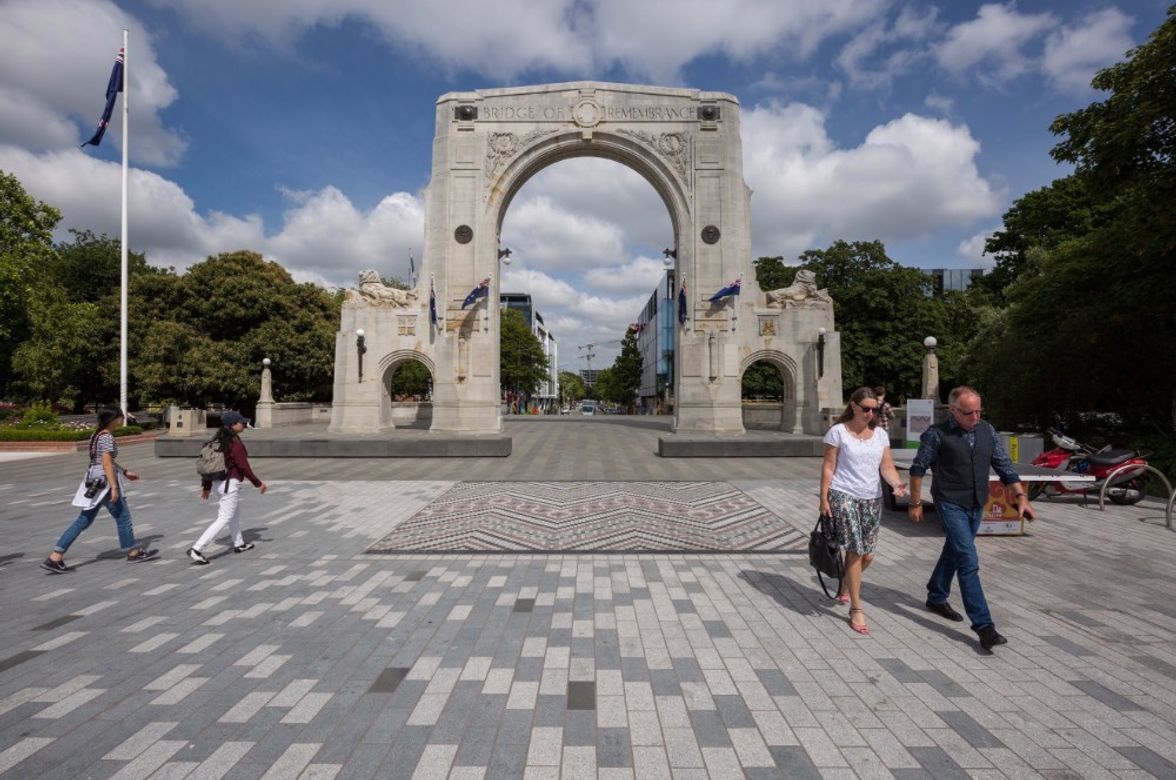Avon River & Bridge of Remembrance, Christchurch