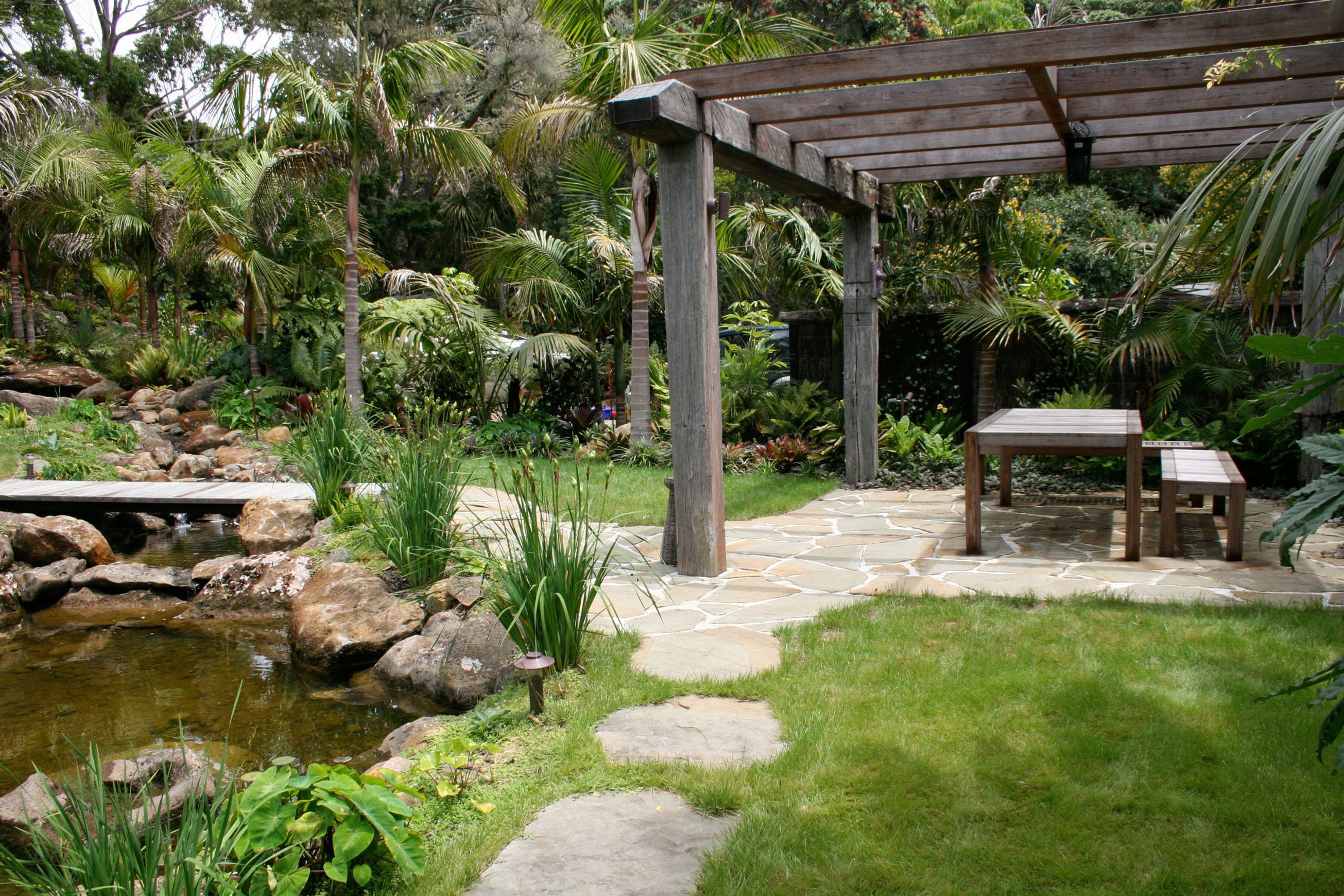 Paradise Stone Landscaping Products