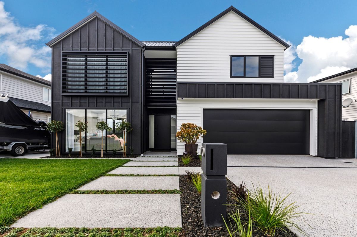Colonial Drive, Millwater
