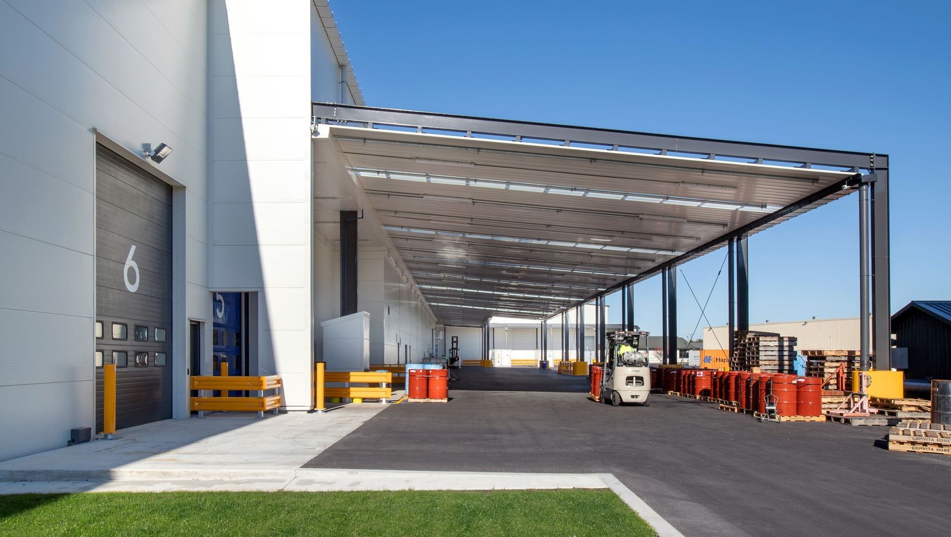 Comvita Warehouse, Paengaroa banner