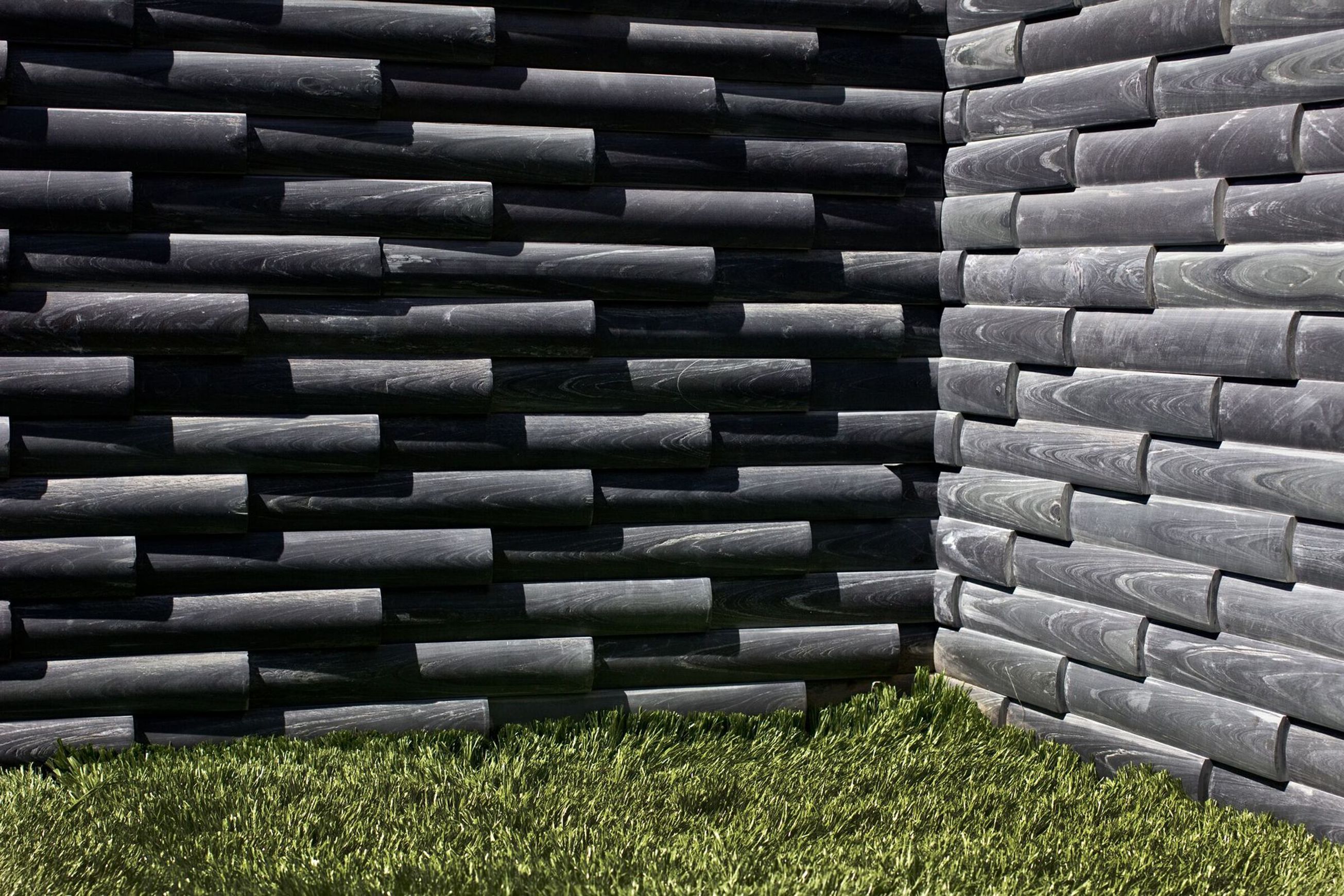 Crescent-V Cladding