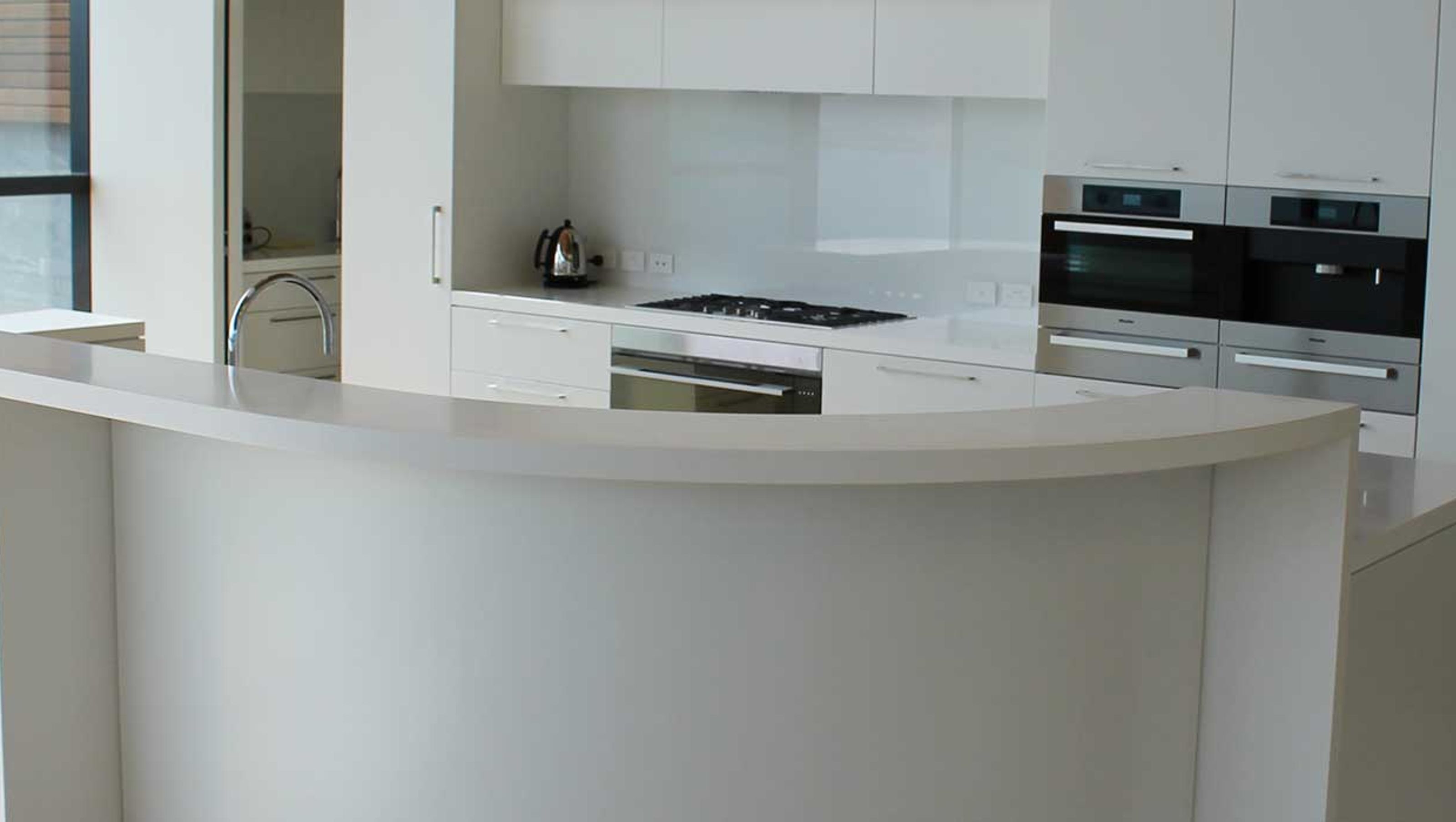 Curved Bespoke Kitchen