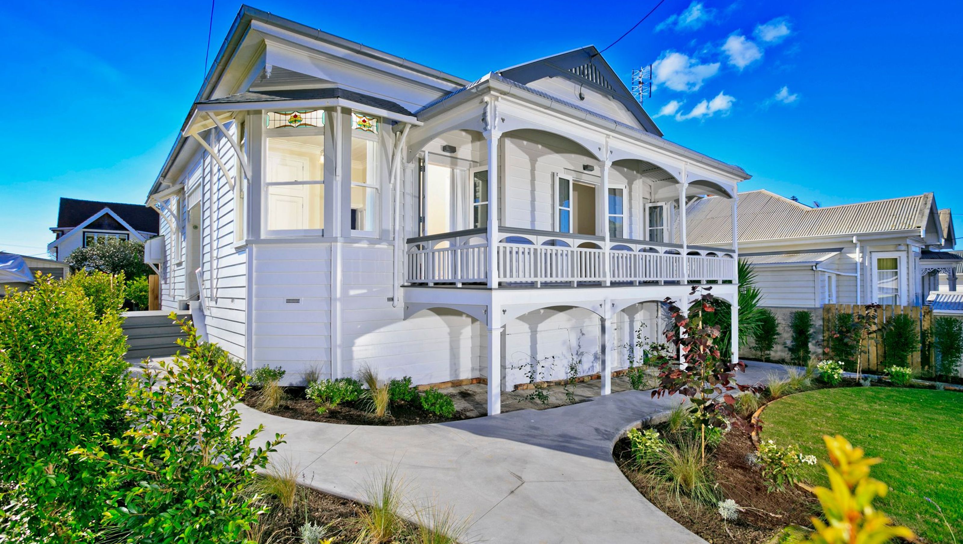 Devonport Character Villa