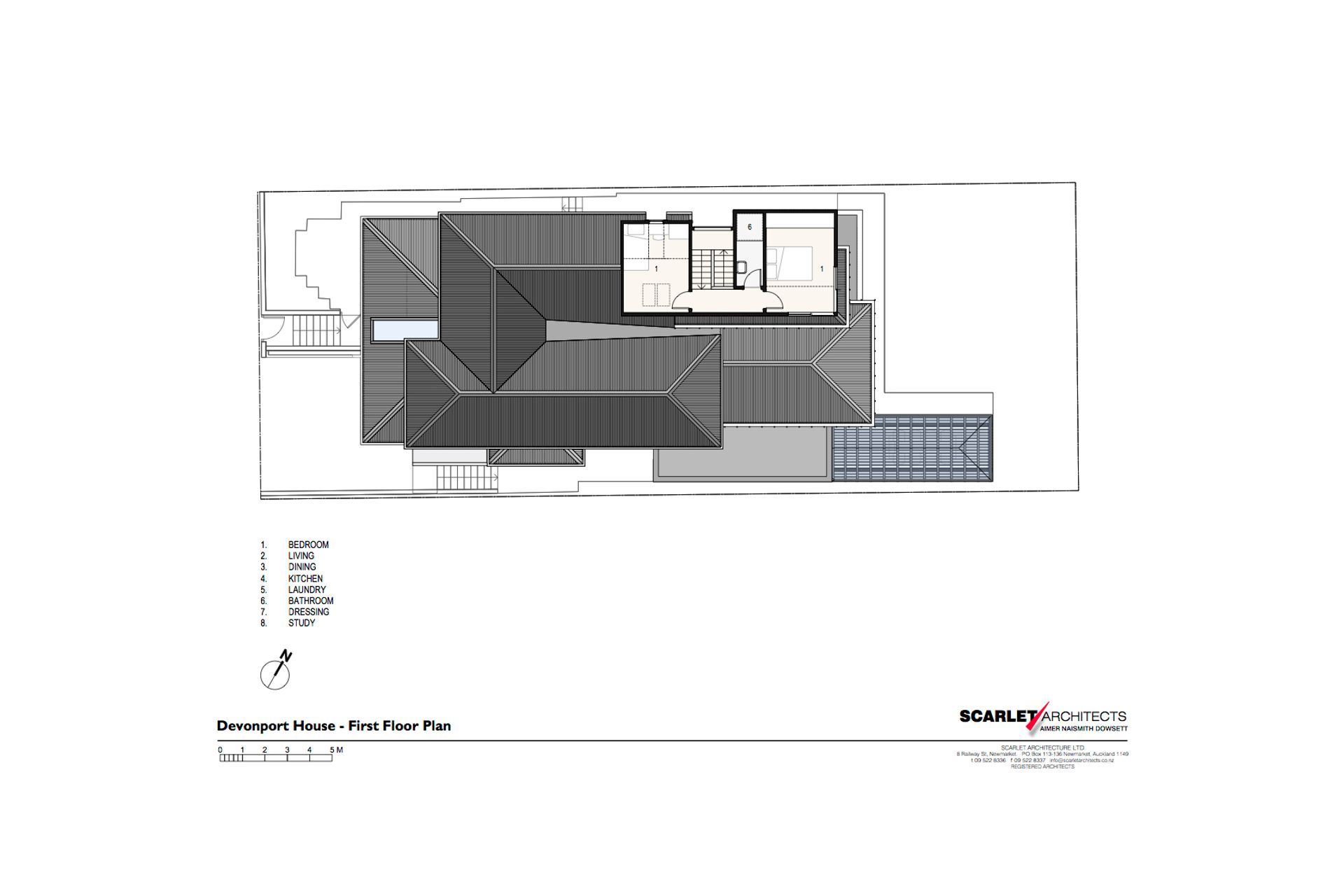 The first-floor and roof plan, by Scarlet Architects.
