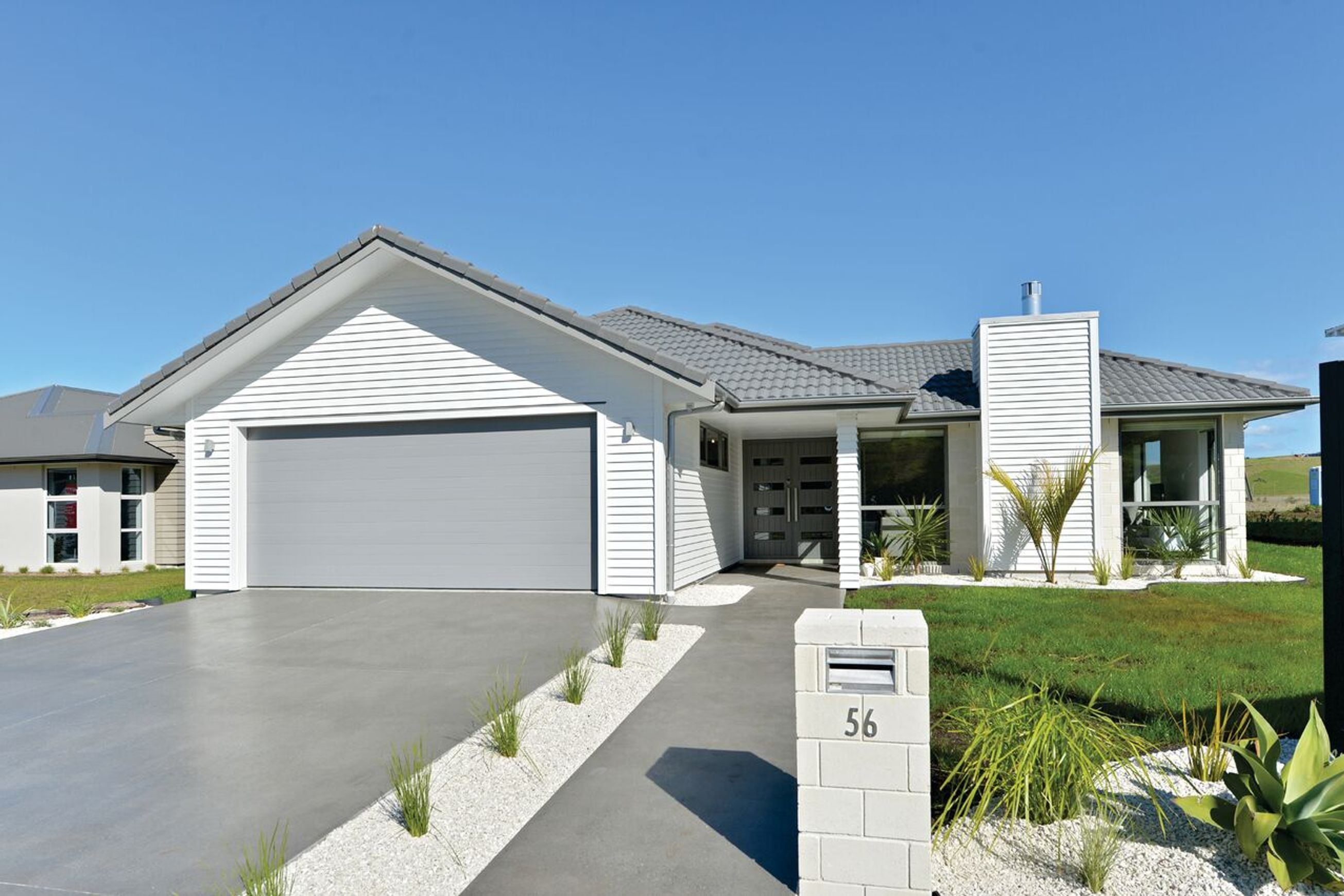 Dominator Milano Garage Doors