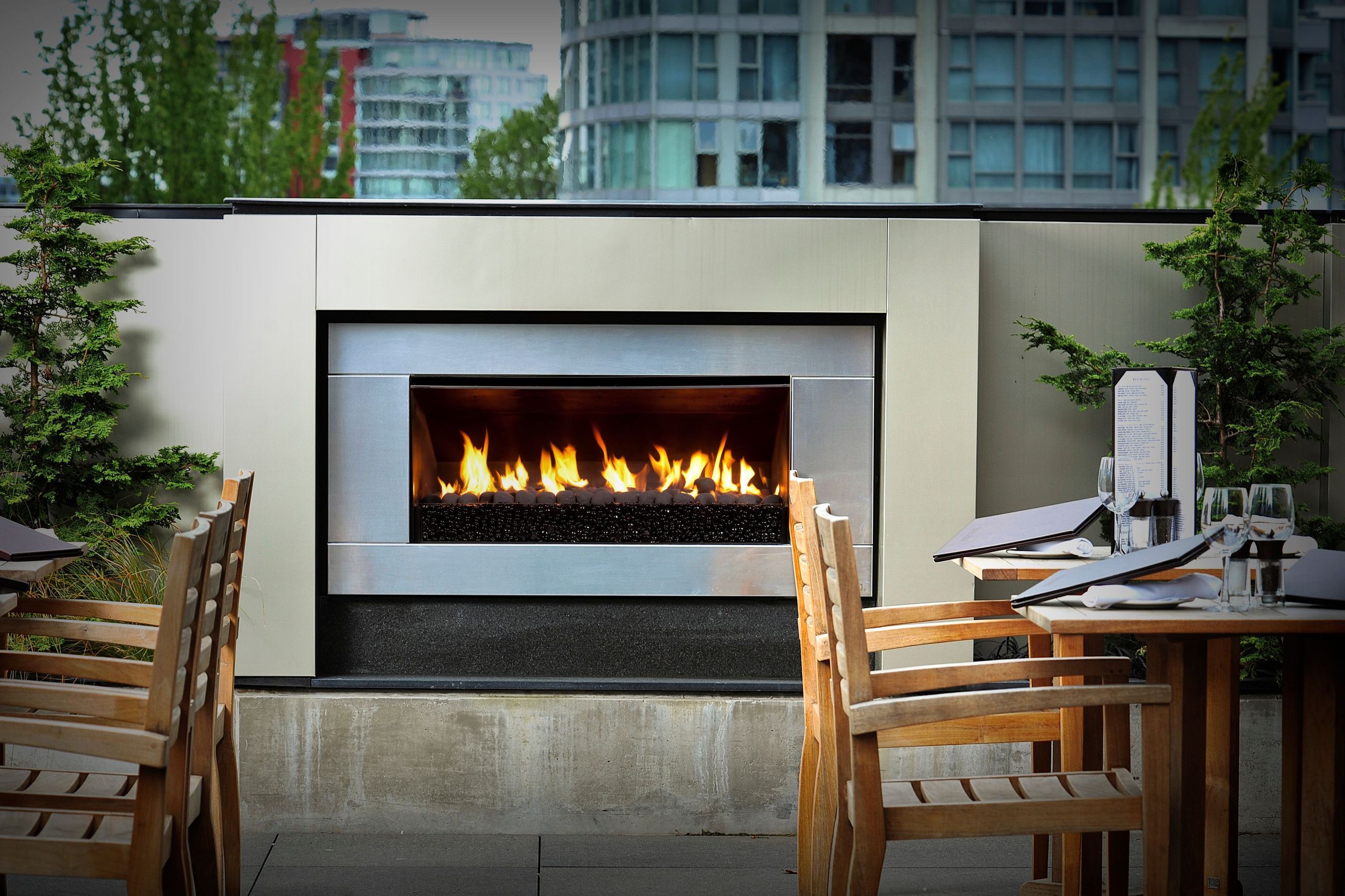 Escea EF5000 Outdoor Gas Fireplace