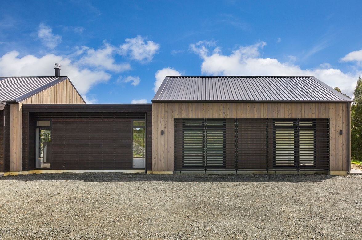 Farmers Lane House