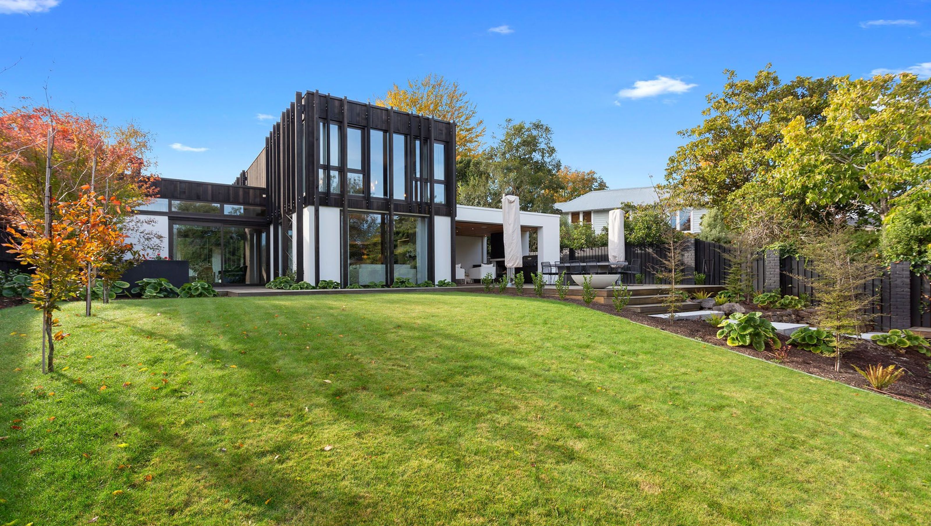 Fendalton House