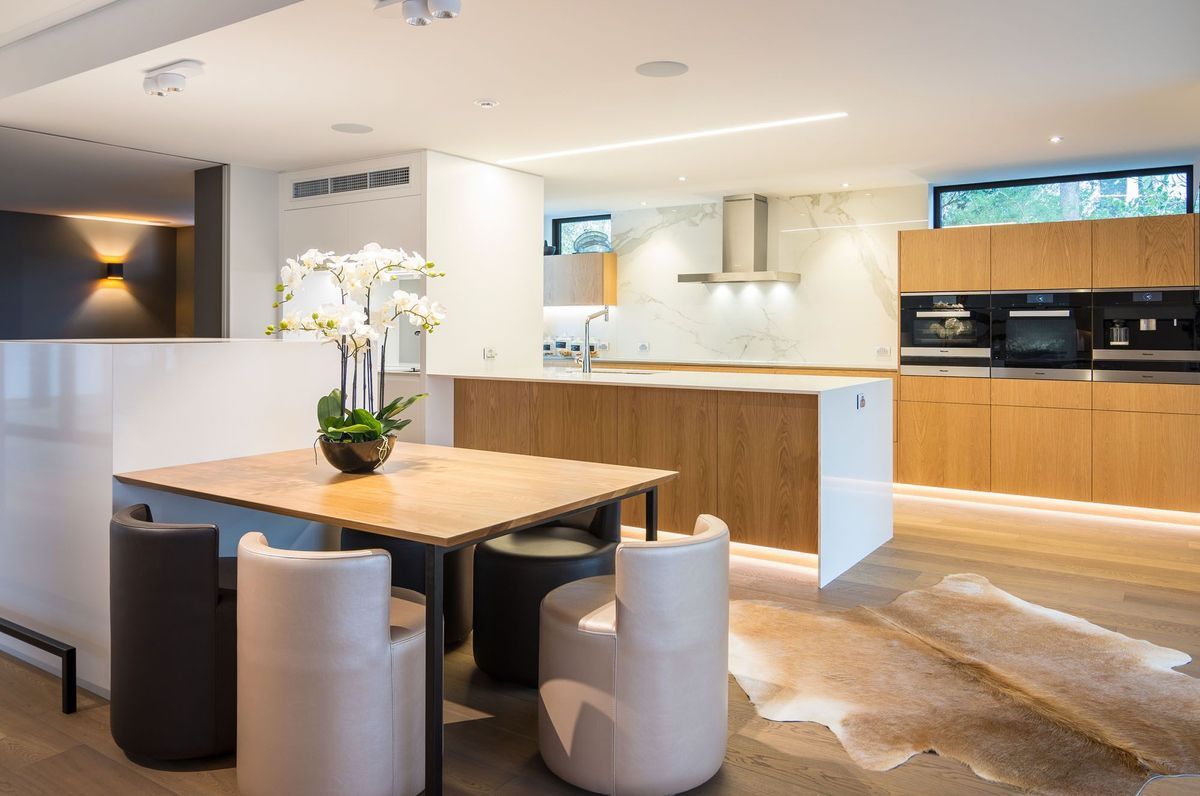 Fendalton House