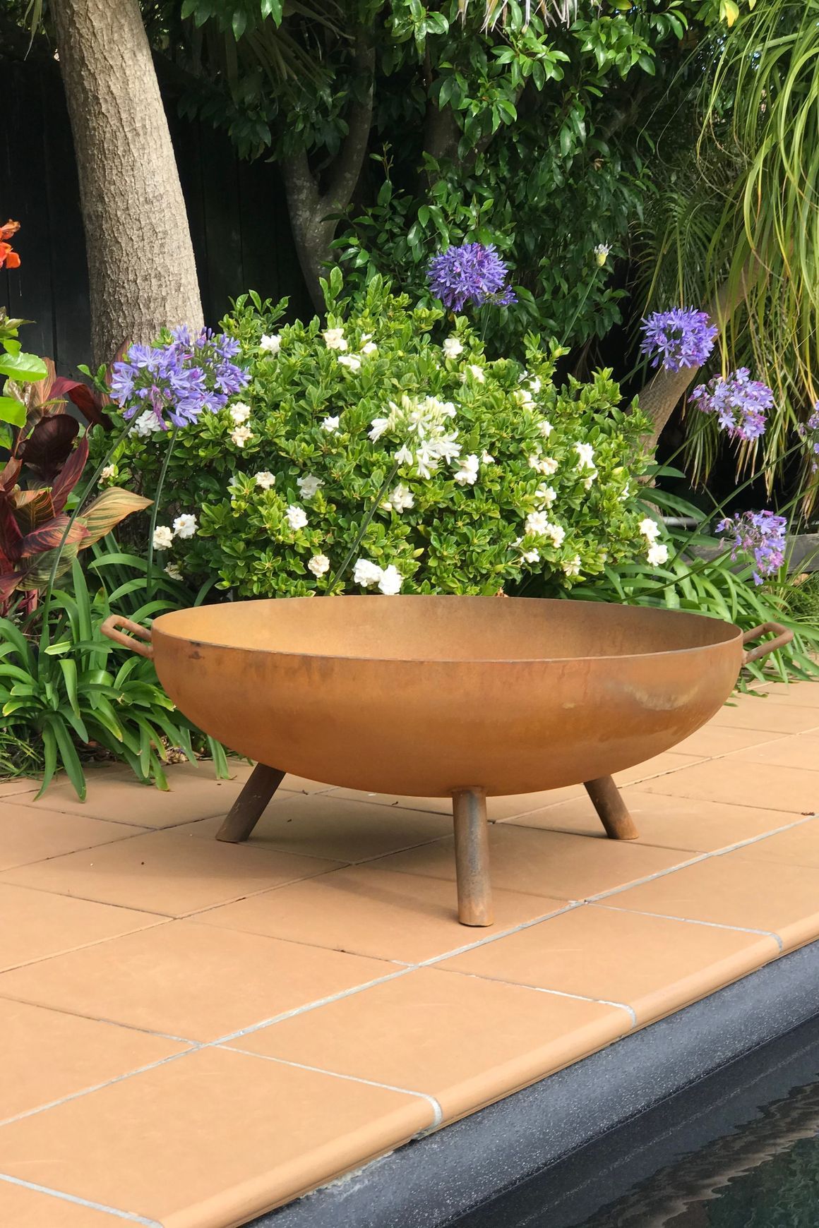 Fire Bowl Pit with Legs