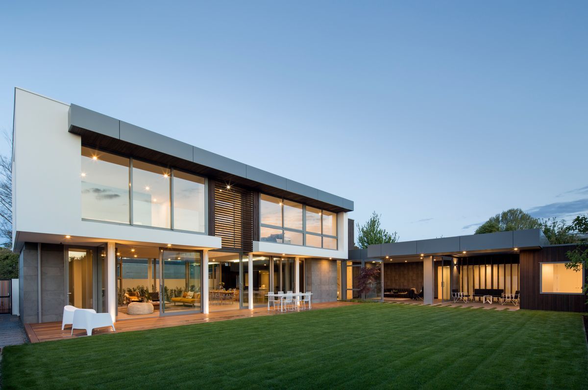 A garden house in the garden city