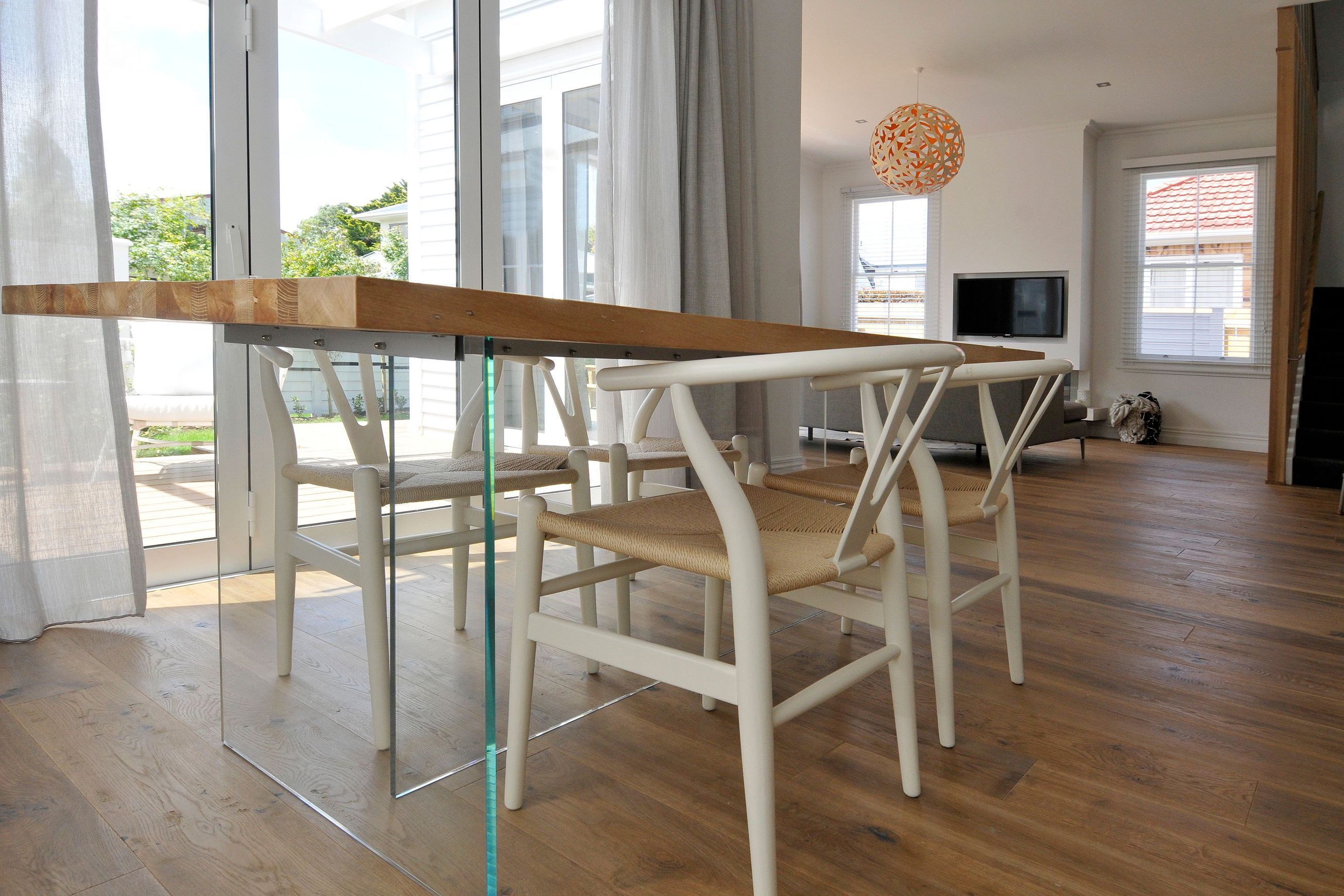 Glass Feature & Glass Furniture
