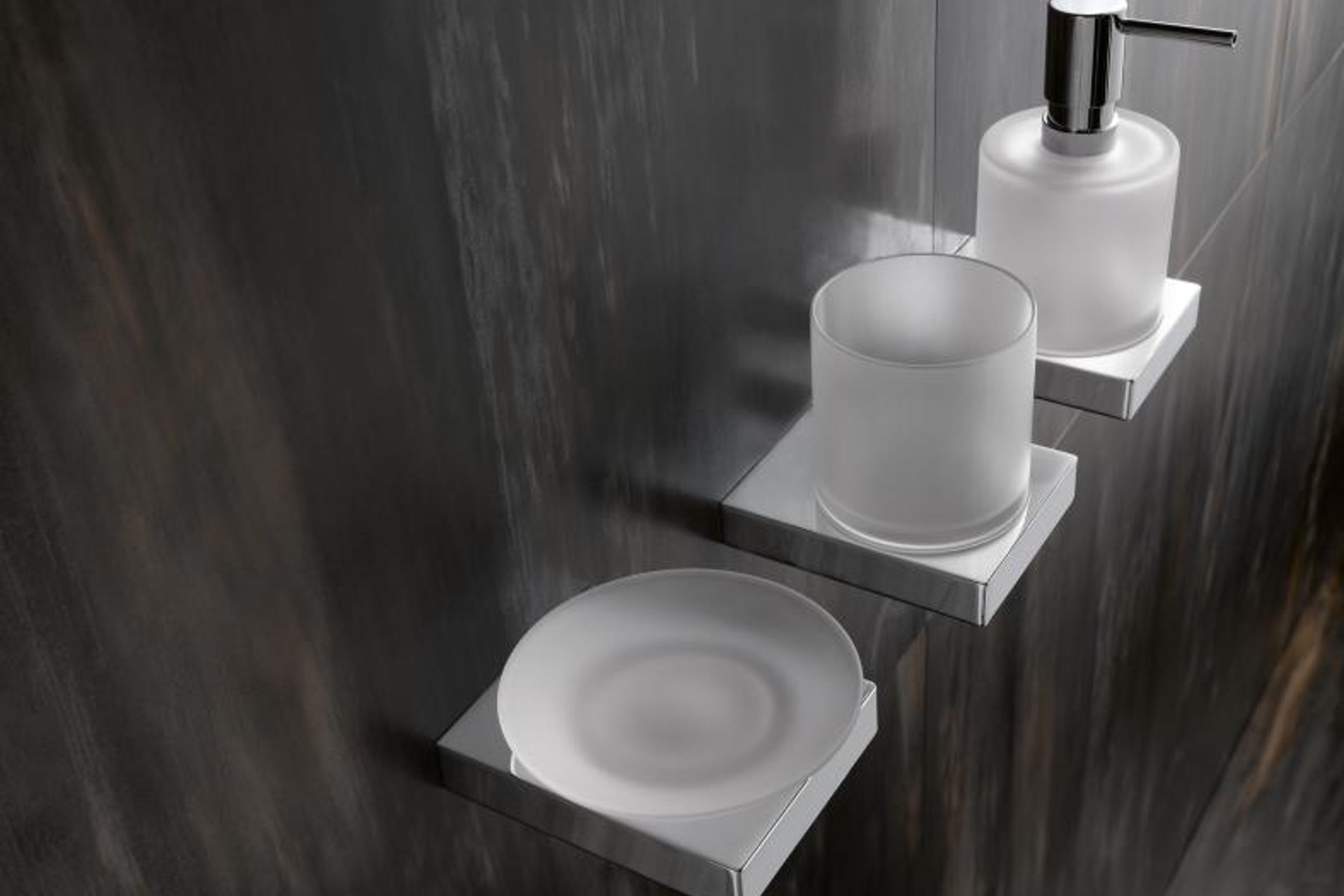 HEWI - Soap Dispensers / Dishes