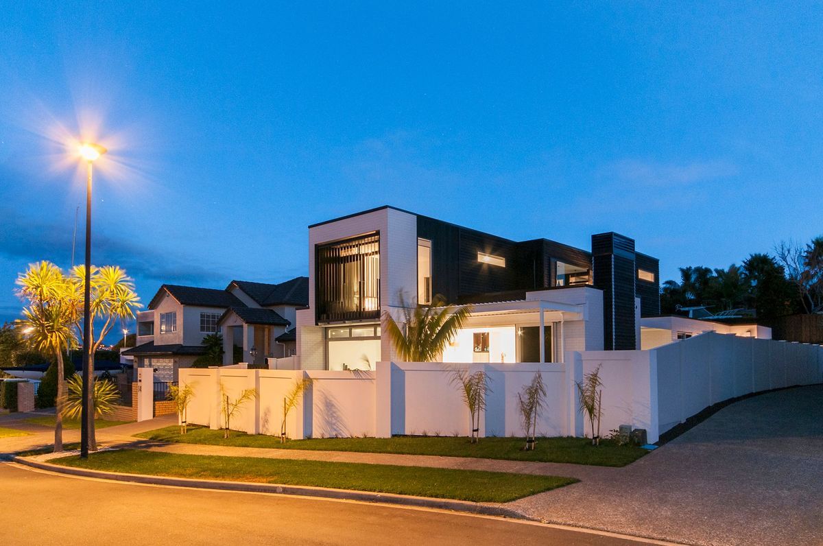 Half Moon Bay House
