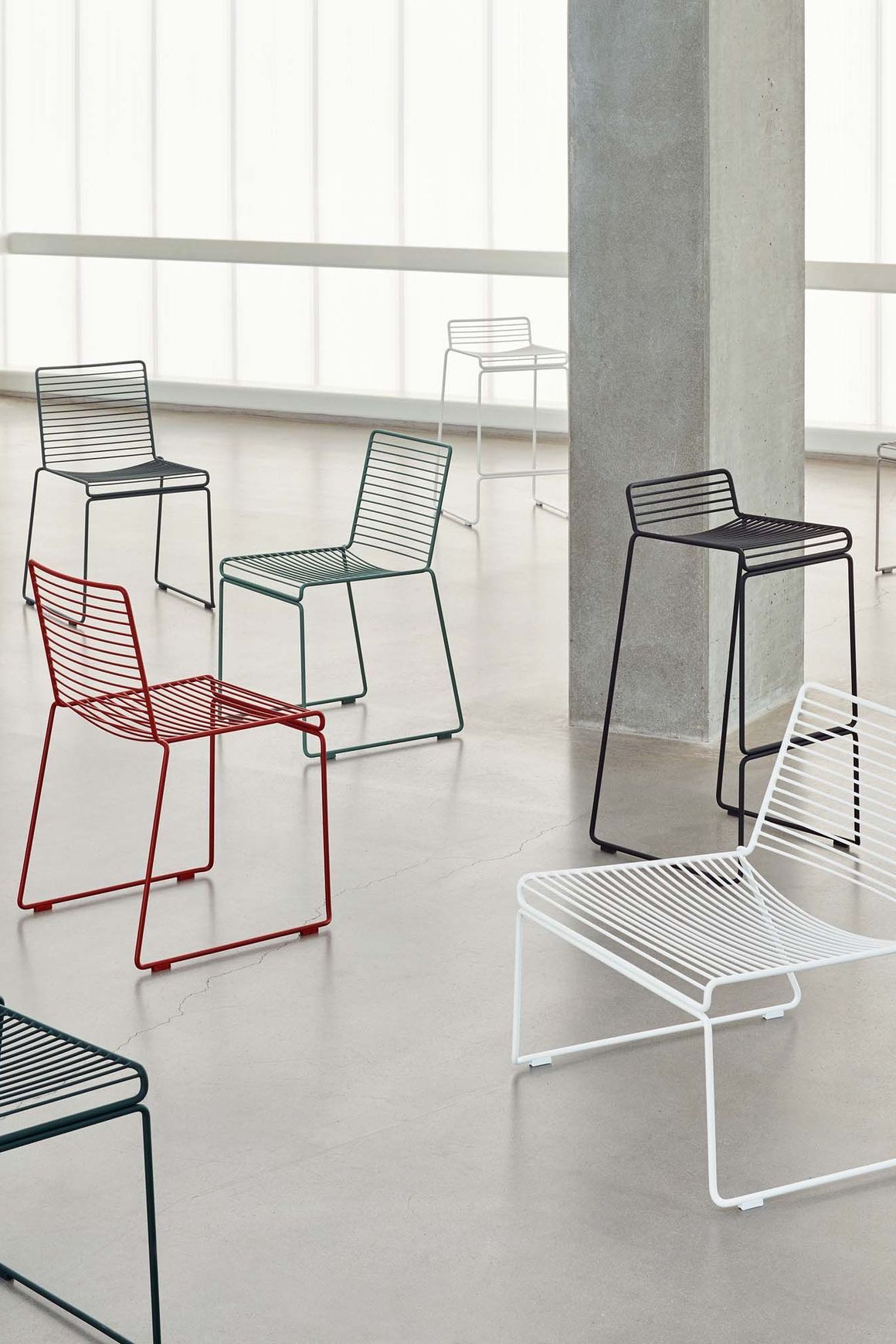 Hee Lounge by HAY