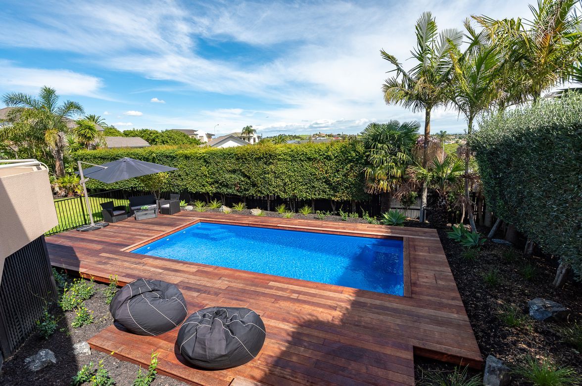Howick Timber Pool Landscape