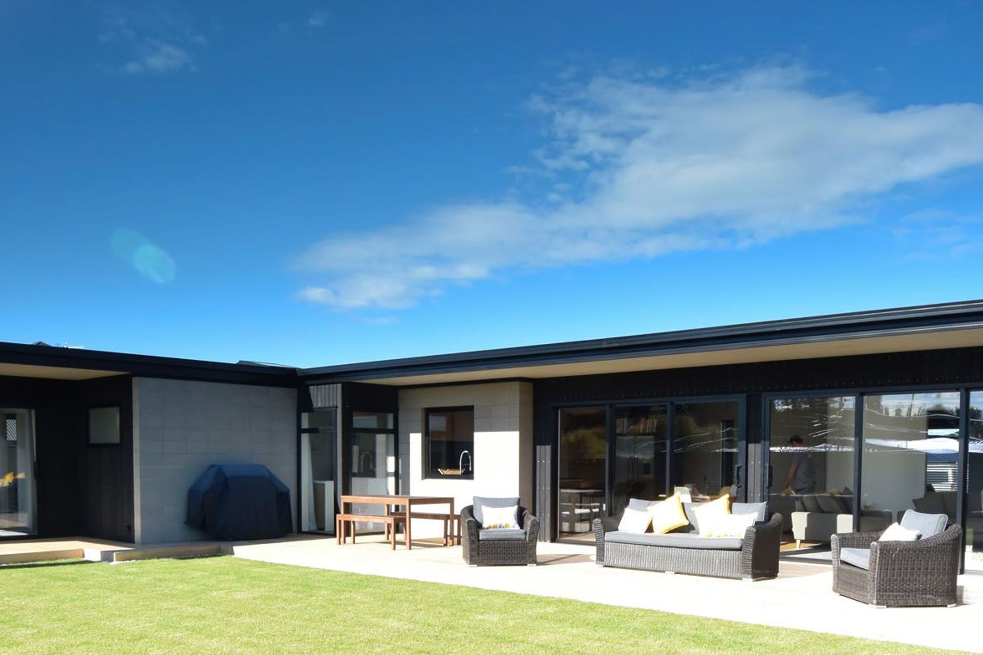 IDSGN Architecture banner