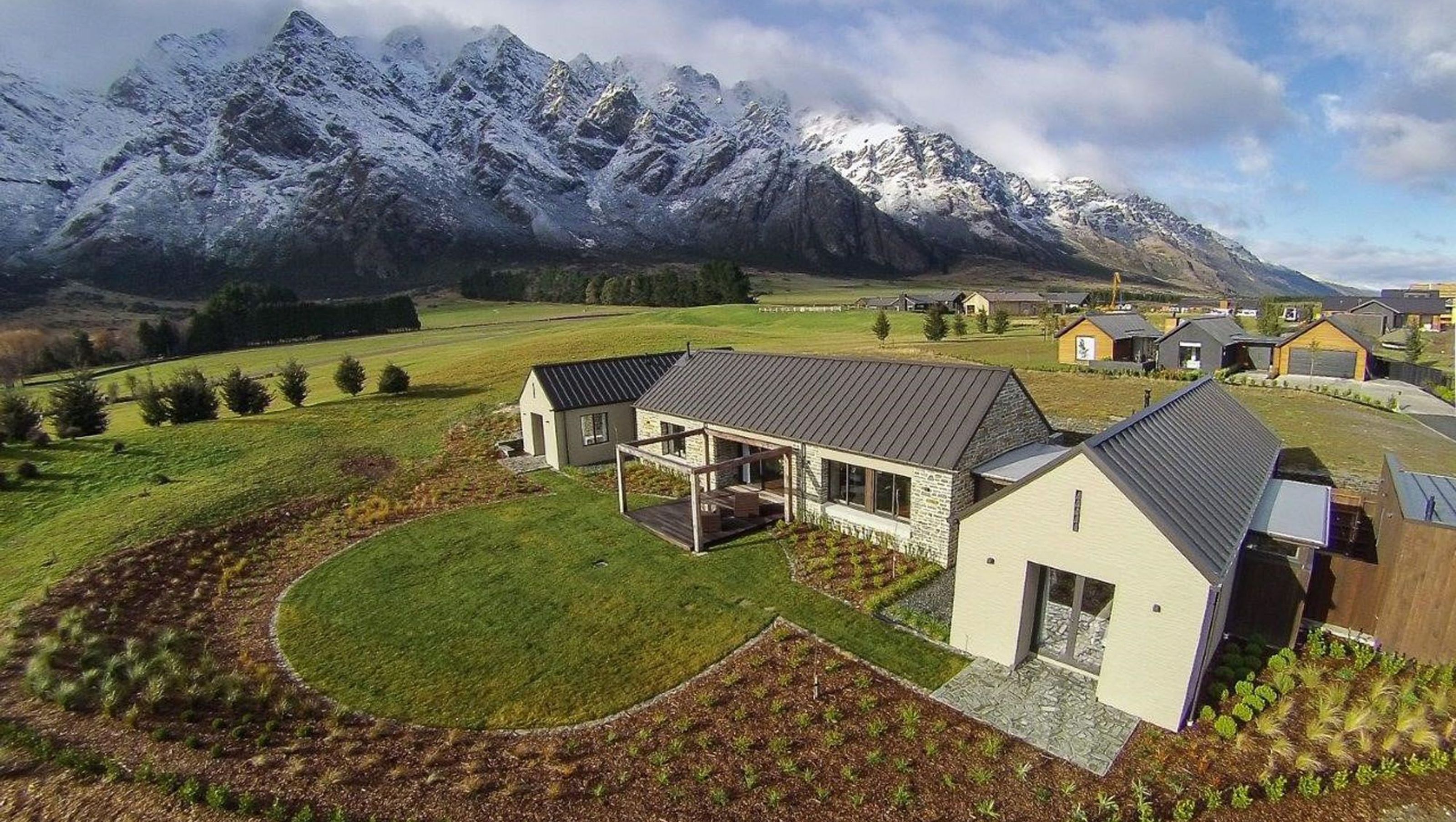 Jack's Point Residence