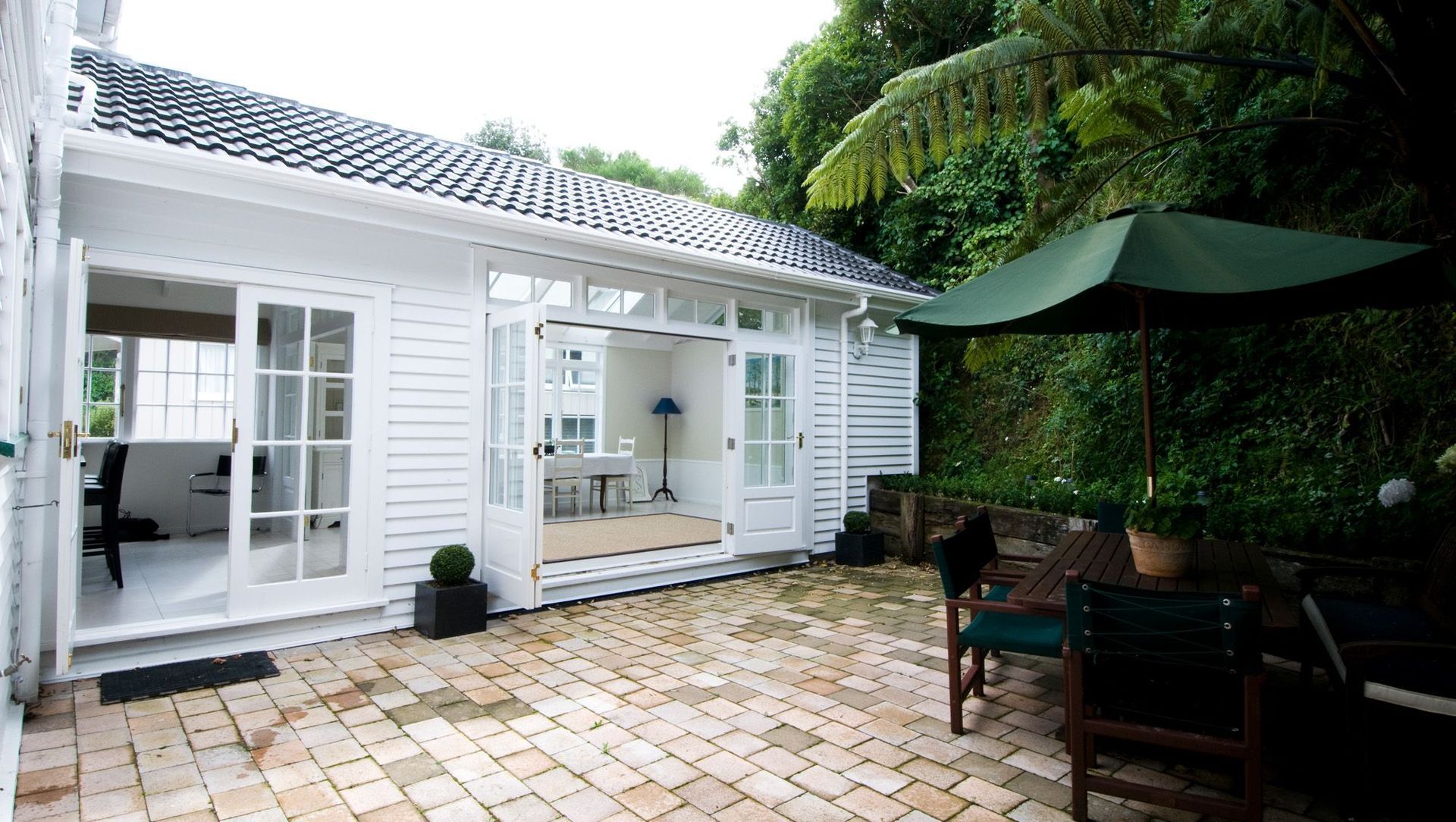 Khandallah Garden Room banner