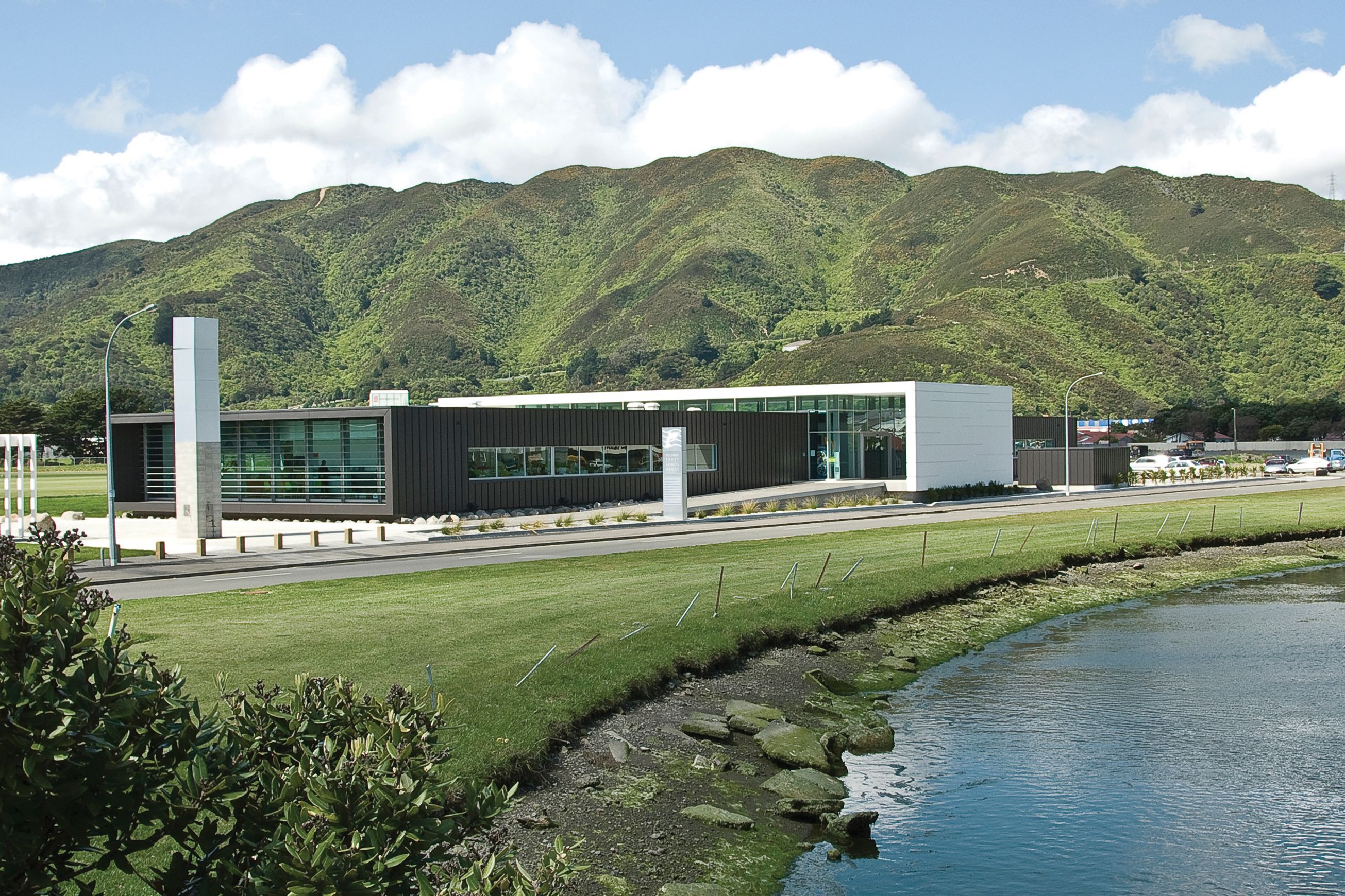 LT7 ® Roofing & Cladding