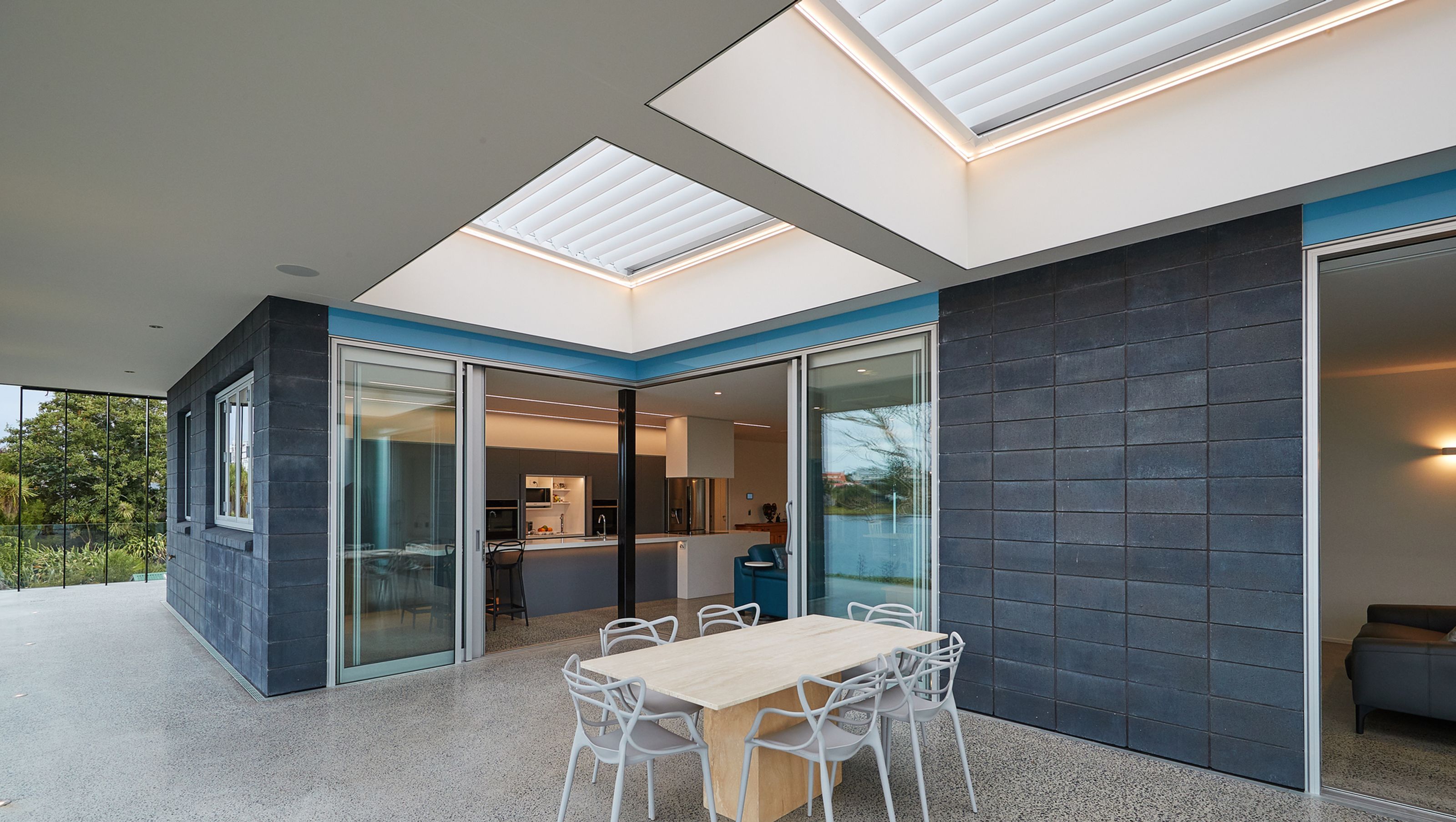 Lake Residence
