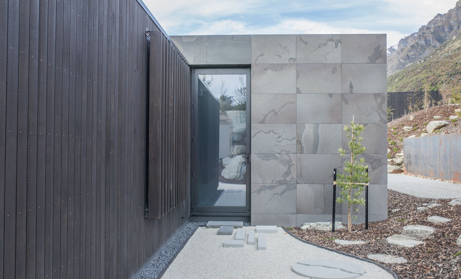 Lightweight Bluestone Cladding