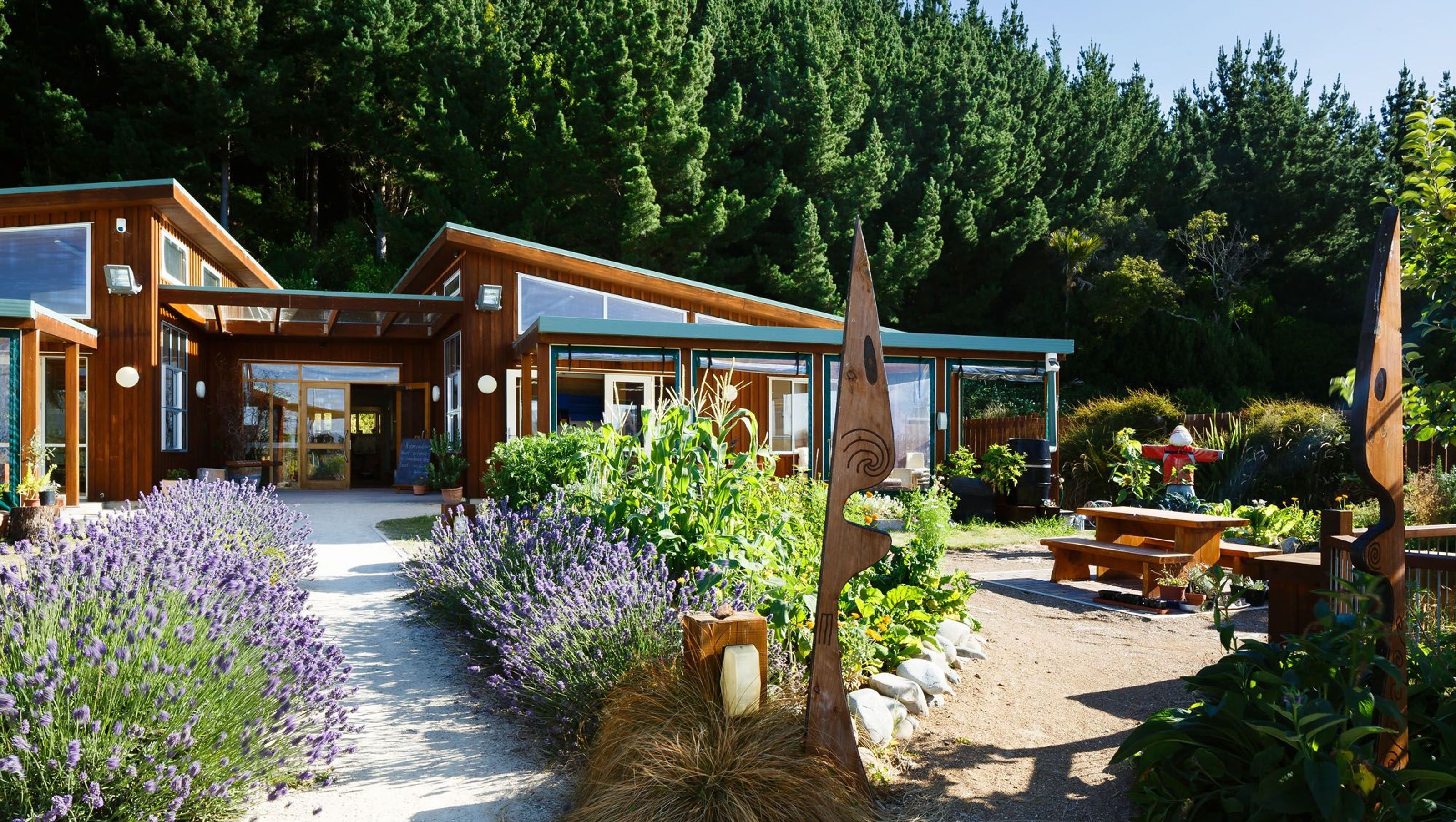 Little Earth Montessori