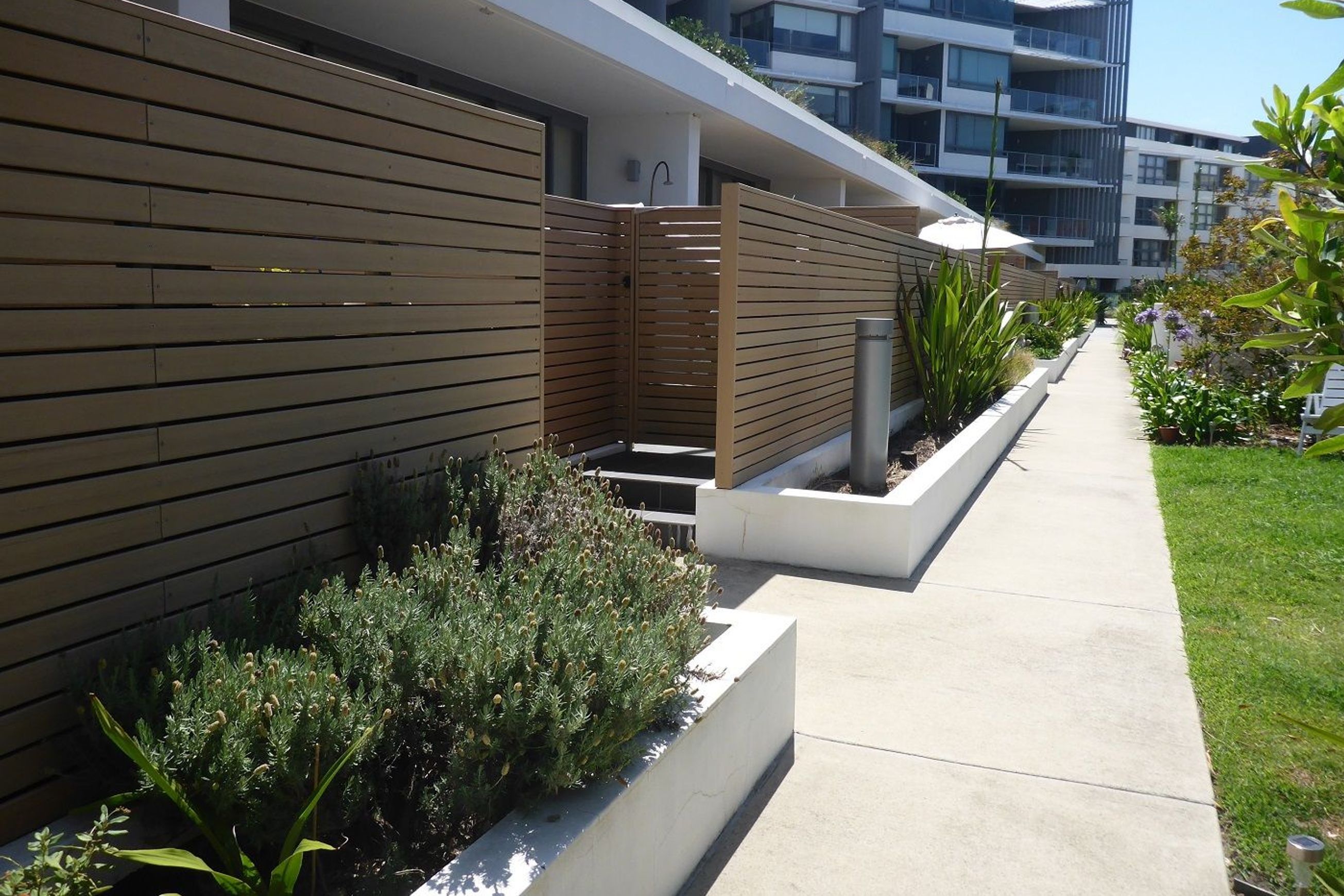 ModWood Sahara Screening
