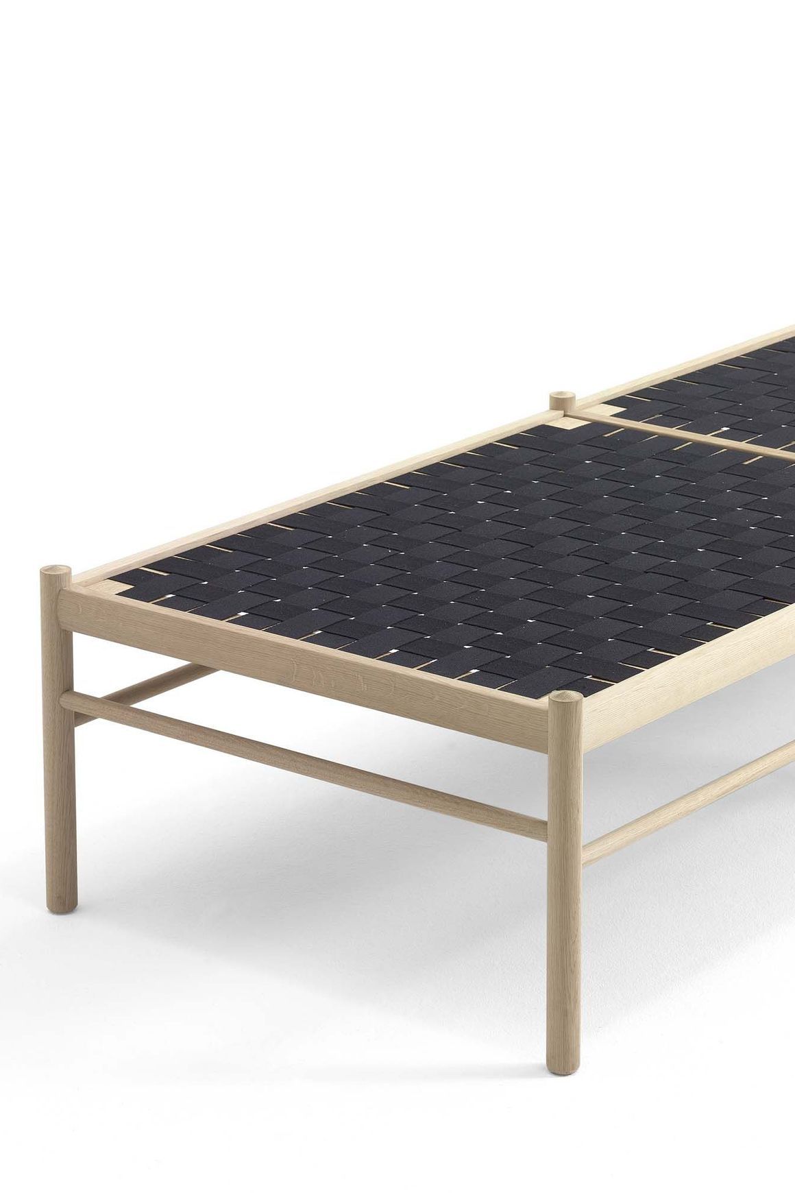 OW150 Daybed by Carl Hansen + Son