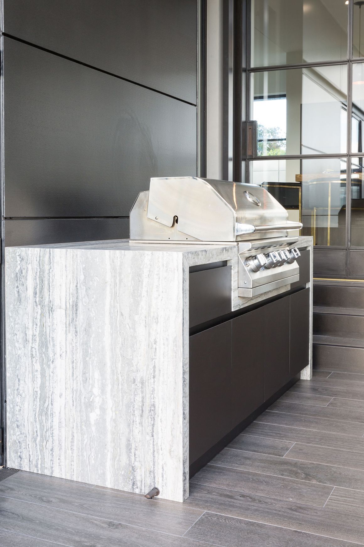 Outdoor Kitchens and BBQs