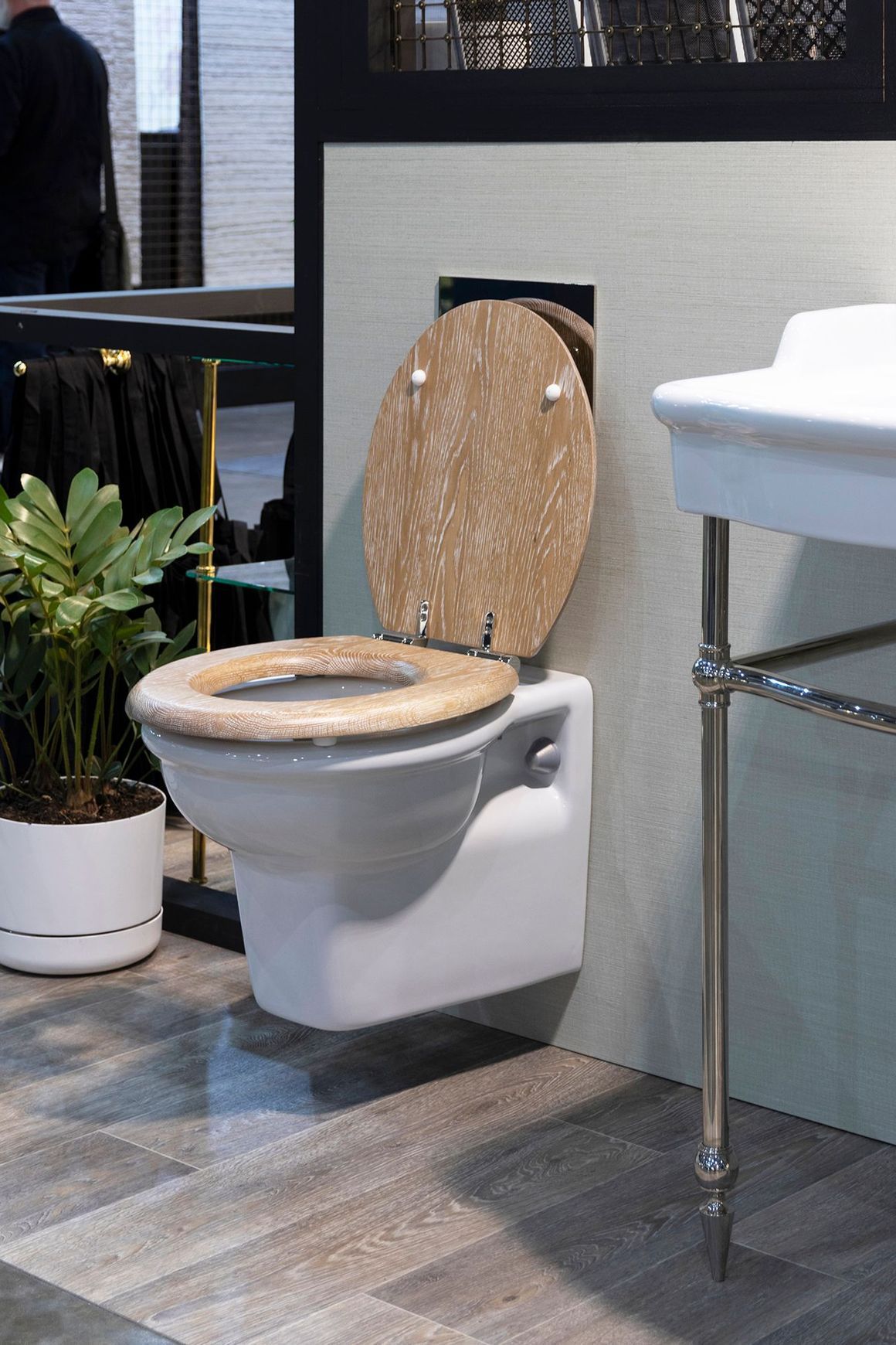 Paris Wall Hung Toilet | Bidet
