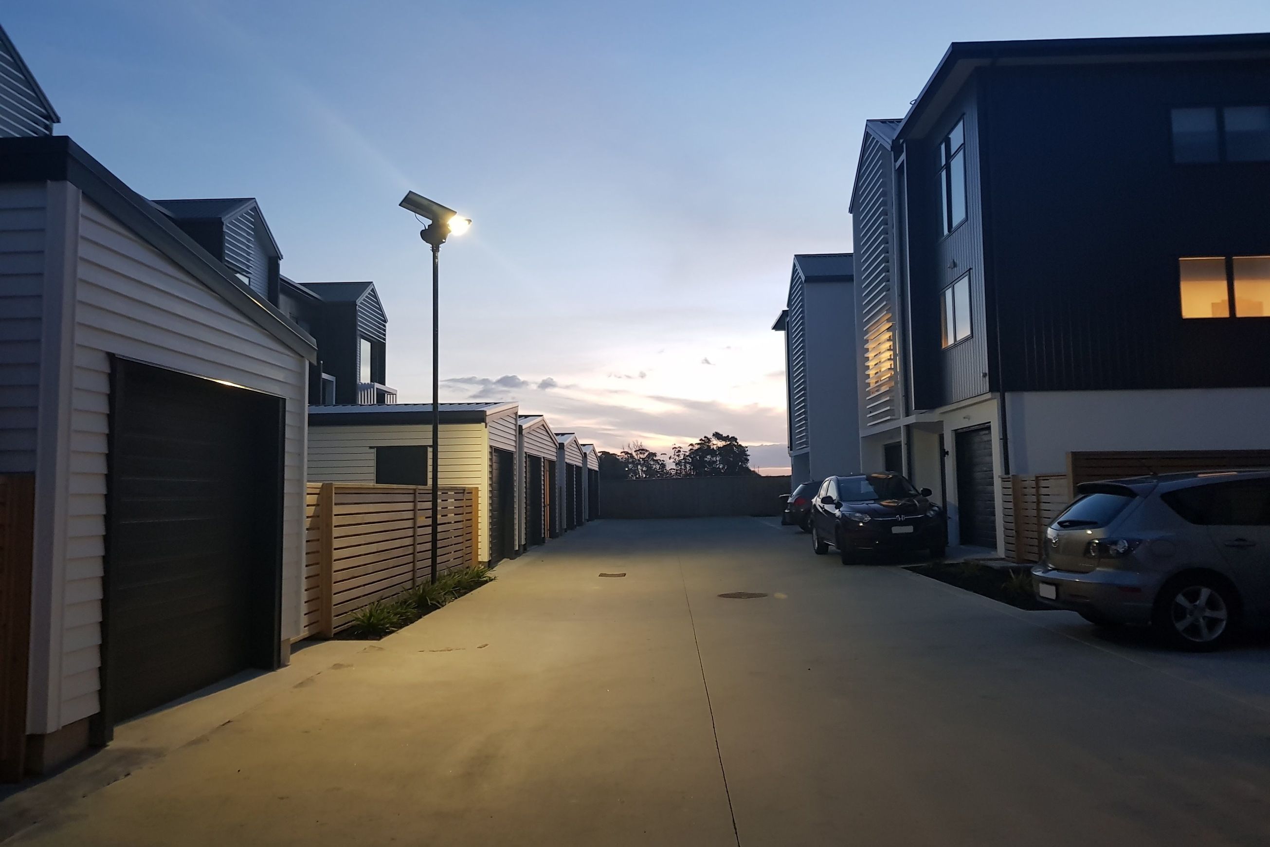 Pholum S2L Solar Street Light