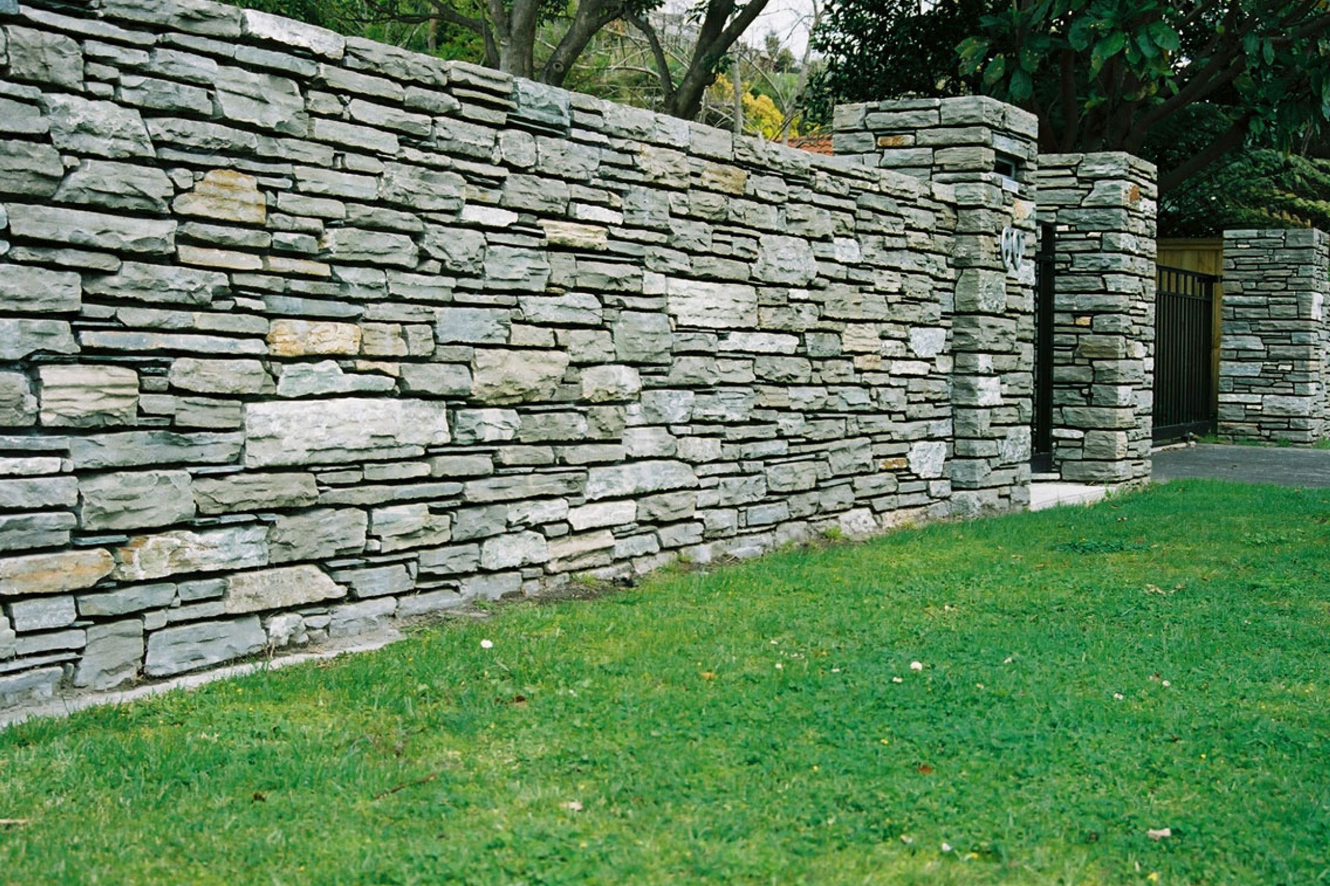 Paradise Stone Driveway Entrances and Fences