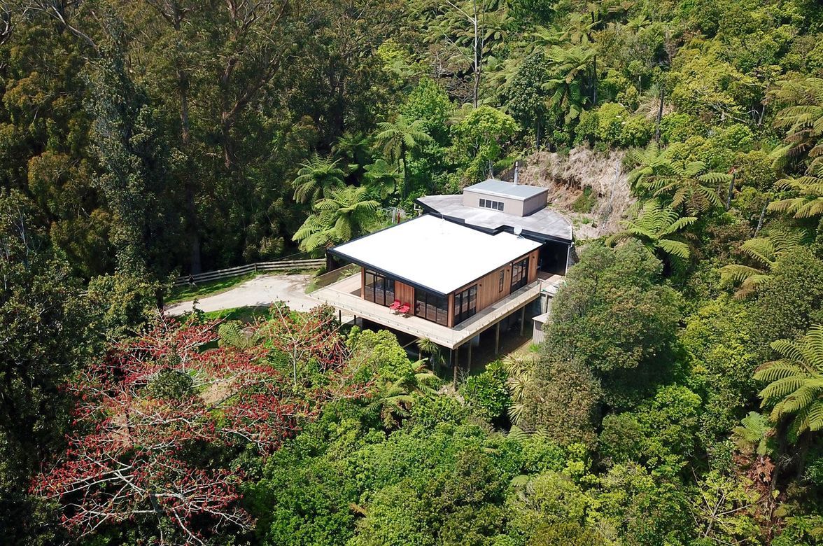 Oakura Home