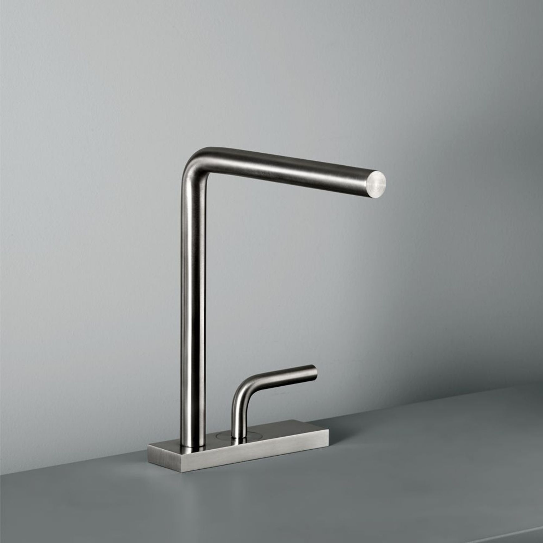 Levo Series by Quadro