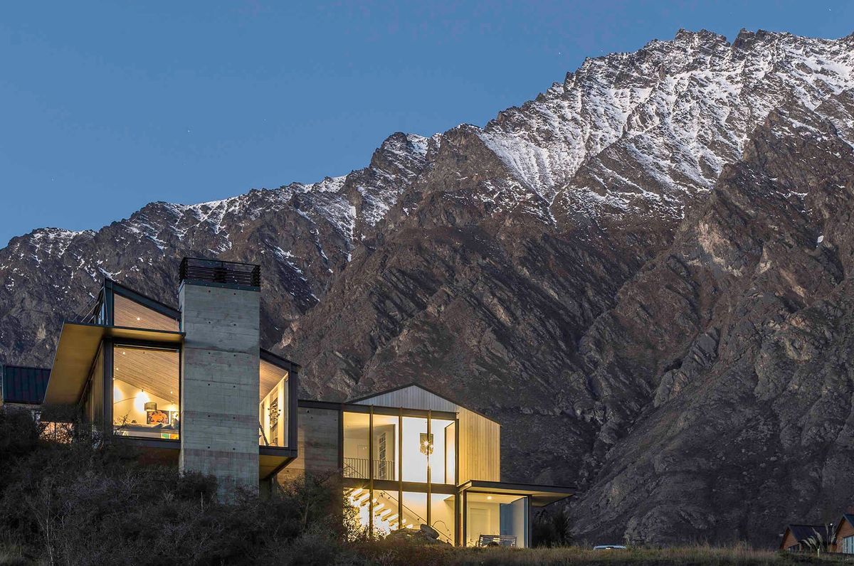 Raetz House