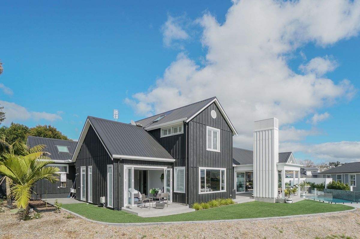 Red Beach Residence