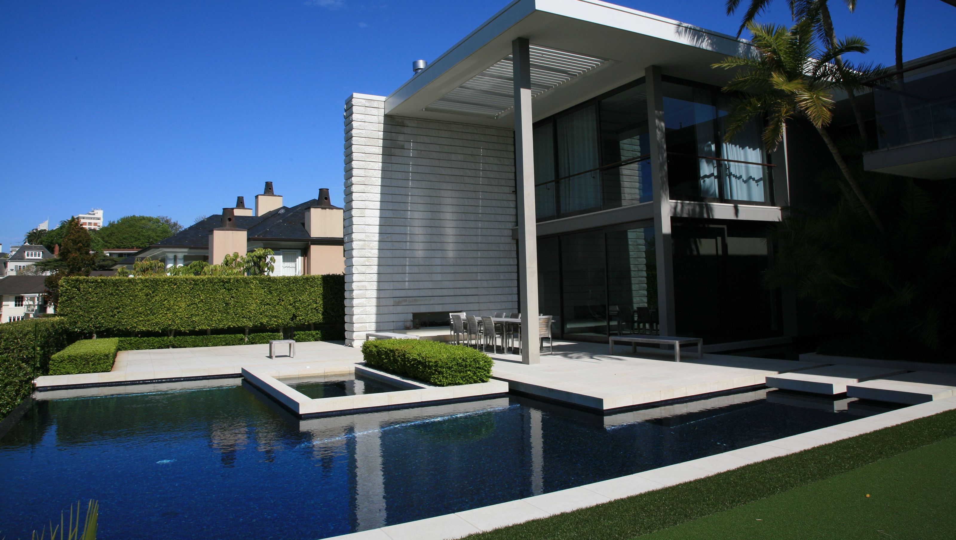 Garden & Pool