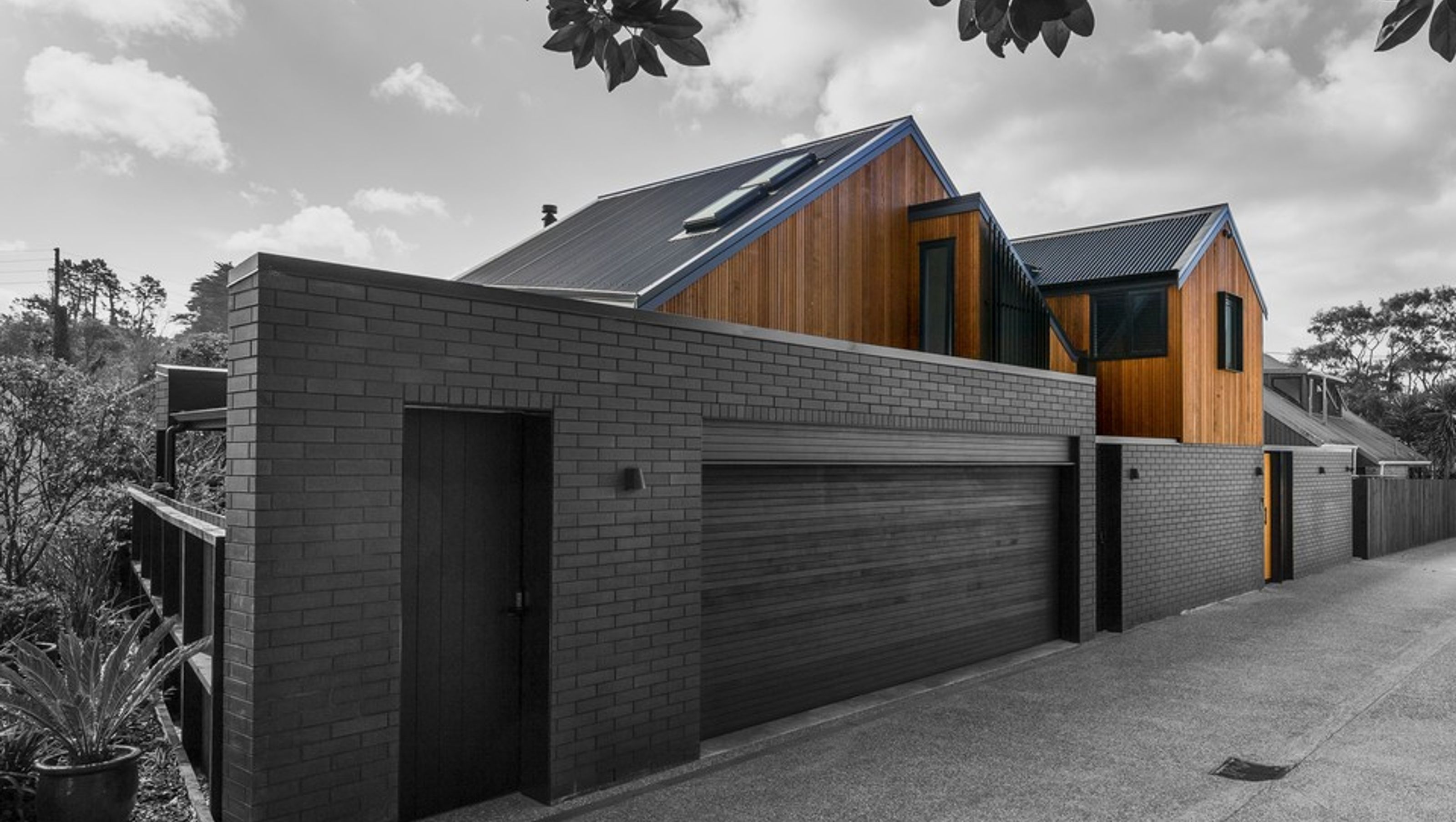 Shore Road Residence