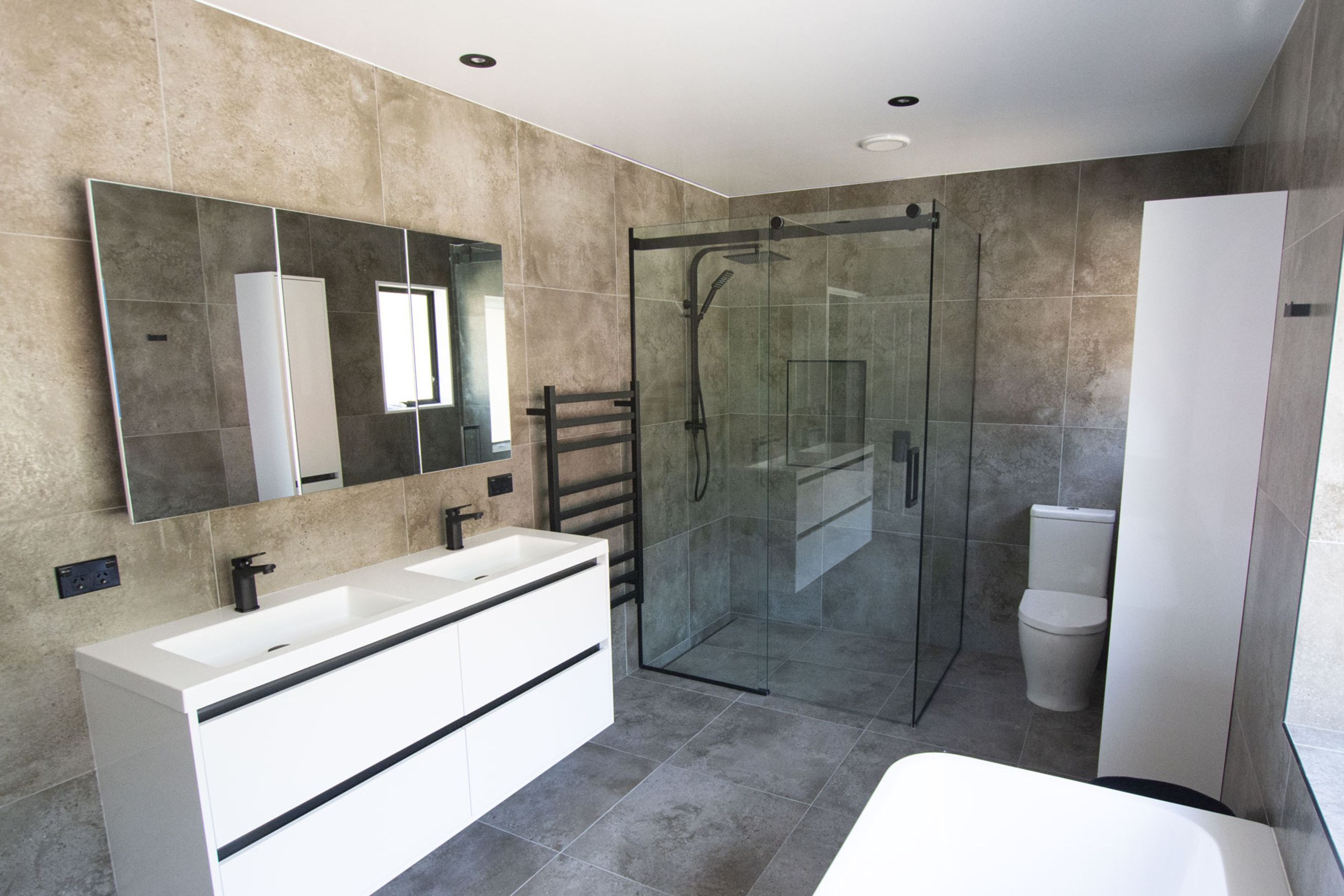 Haynes Glass Sliding Door Showers