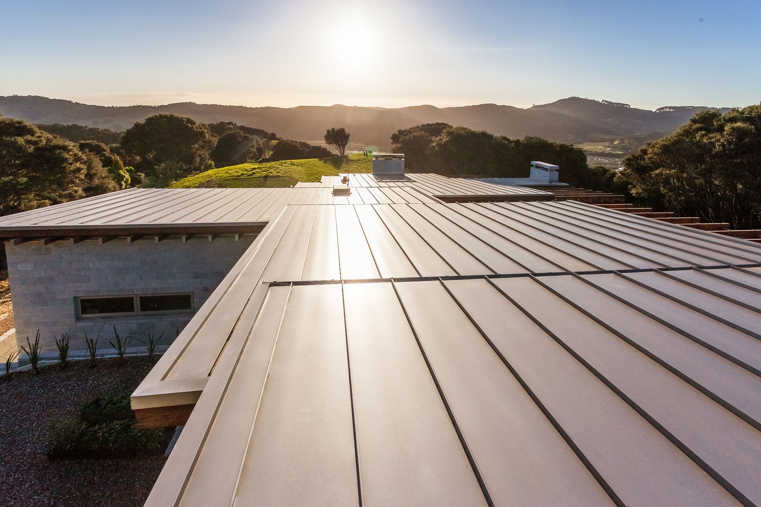 Smart Tray Standing Seam Roofing