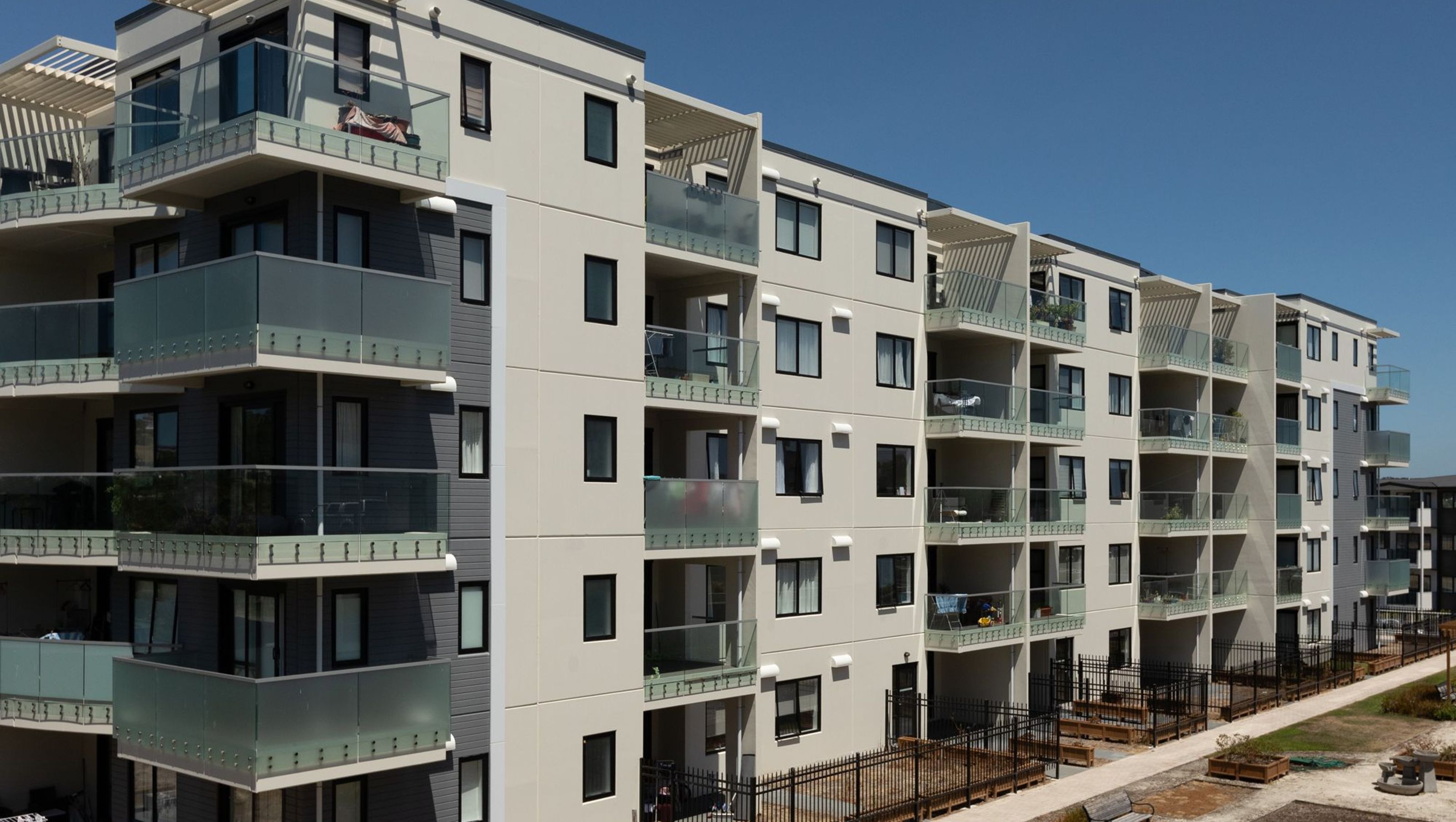 Leroy Suites