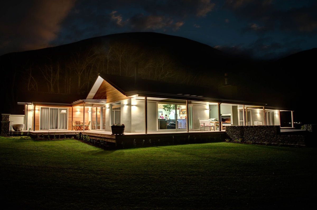 Tai Tapu, Sprawling Country Hideaway