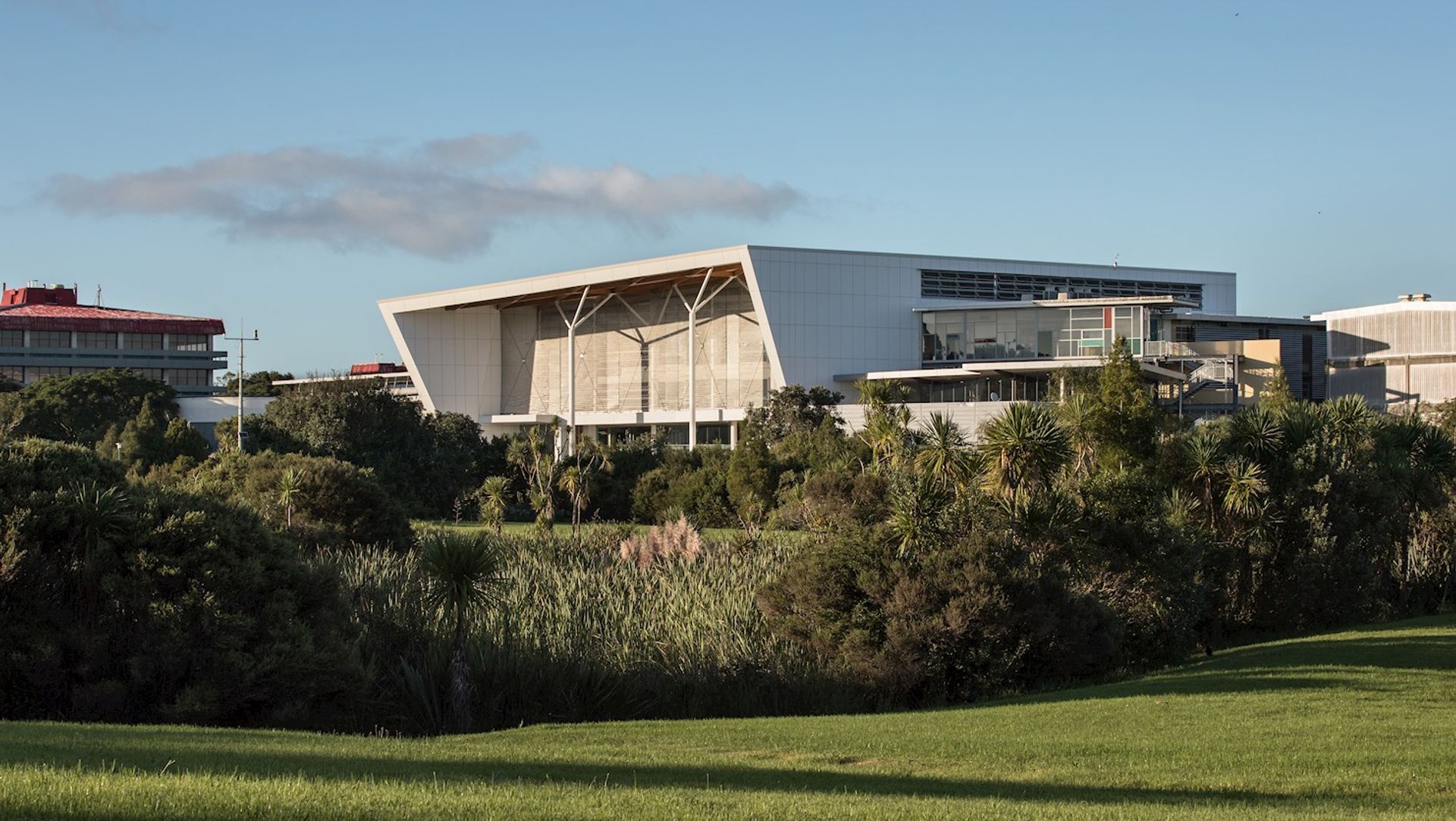 The Hub, Unitec banner