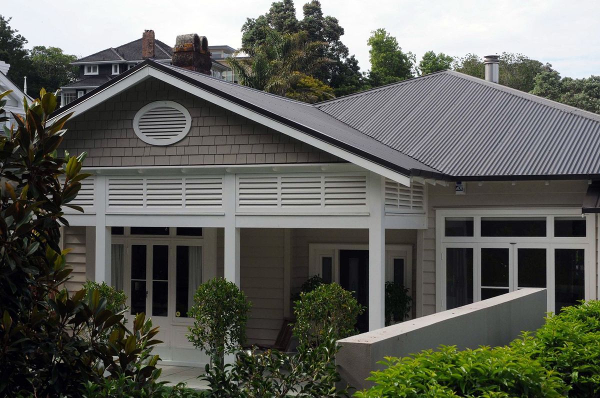 Transitional Villa, Epsom