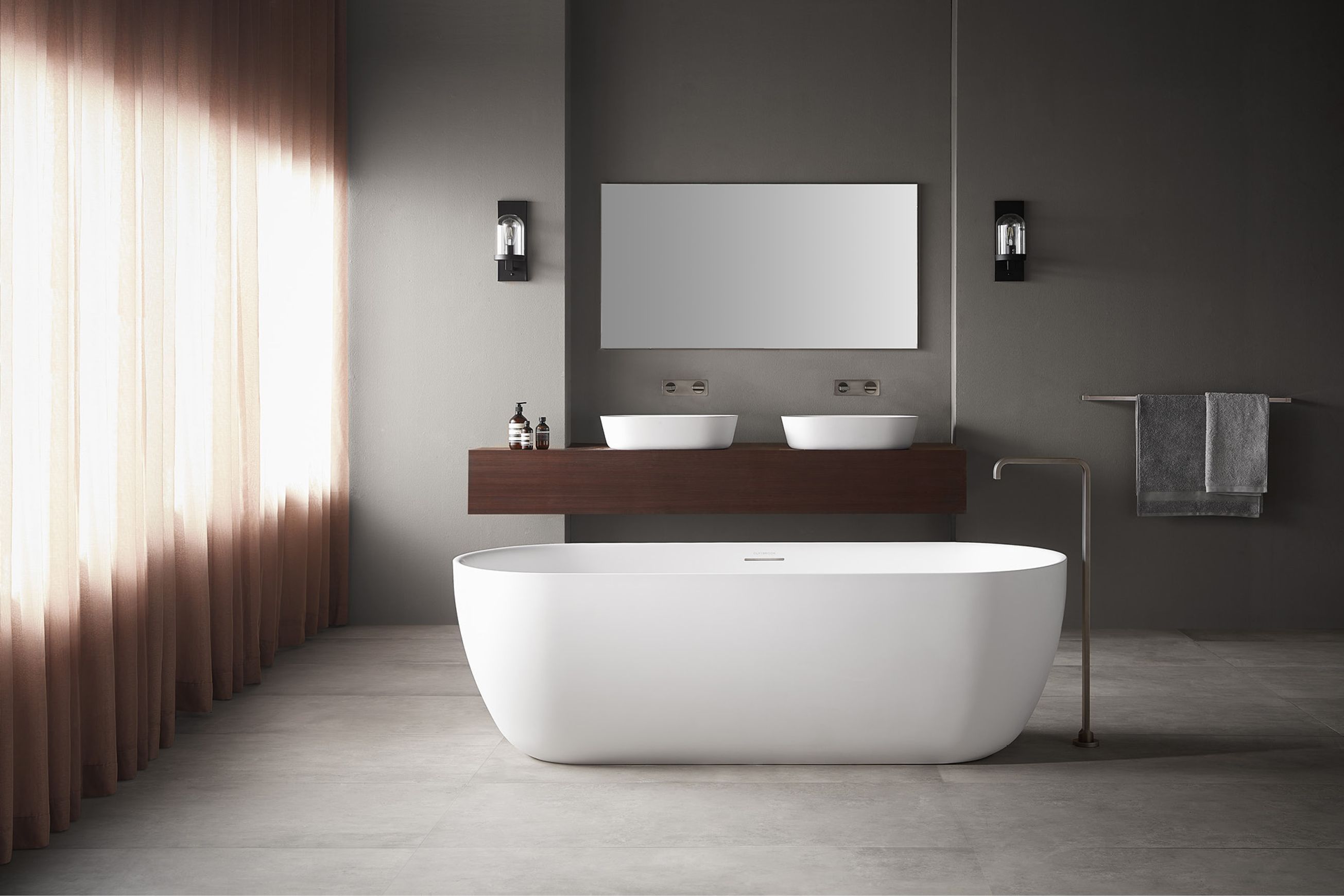 Vela 1500 Freestanding Bath