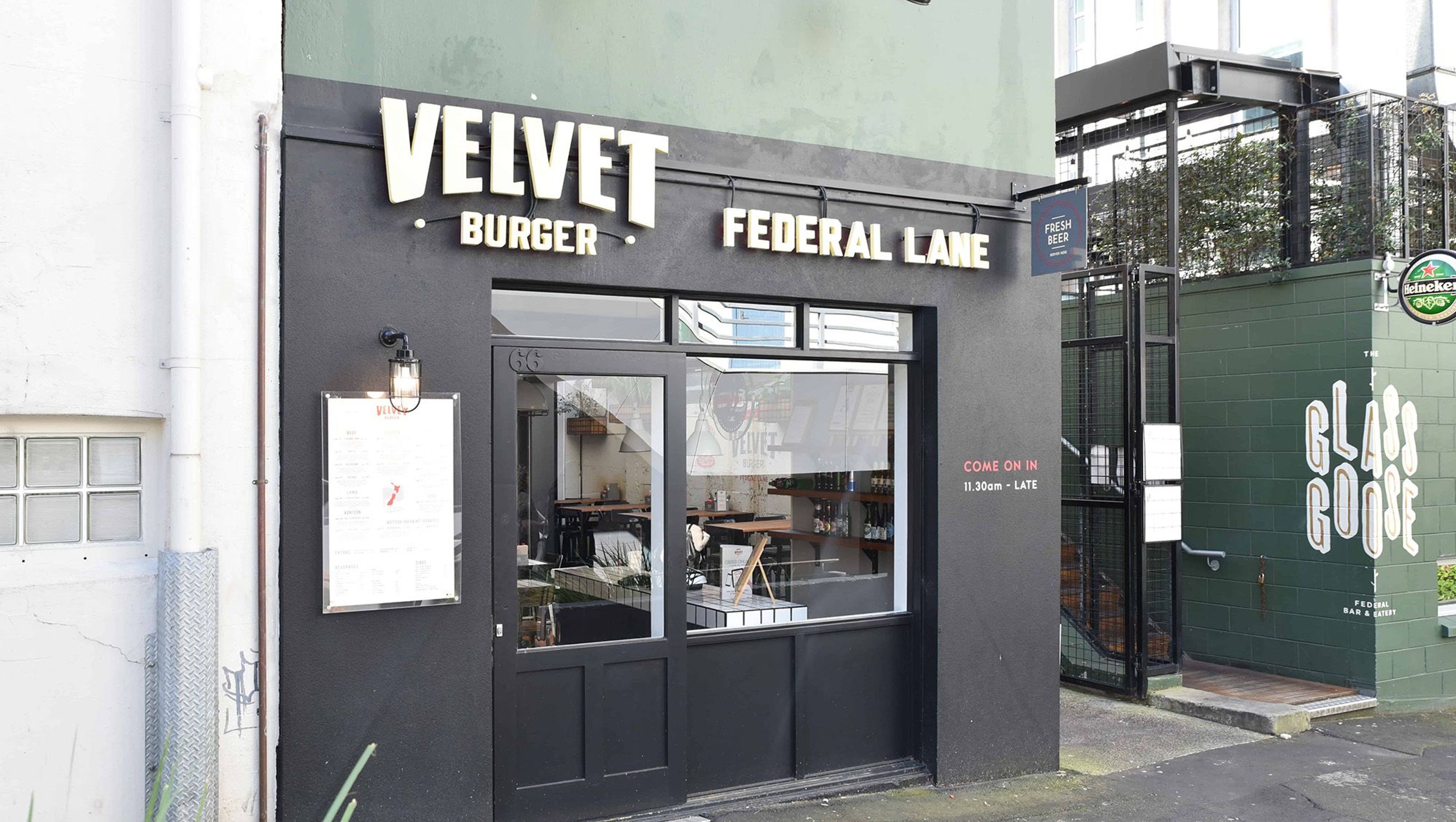 Velvet Burger