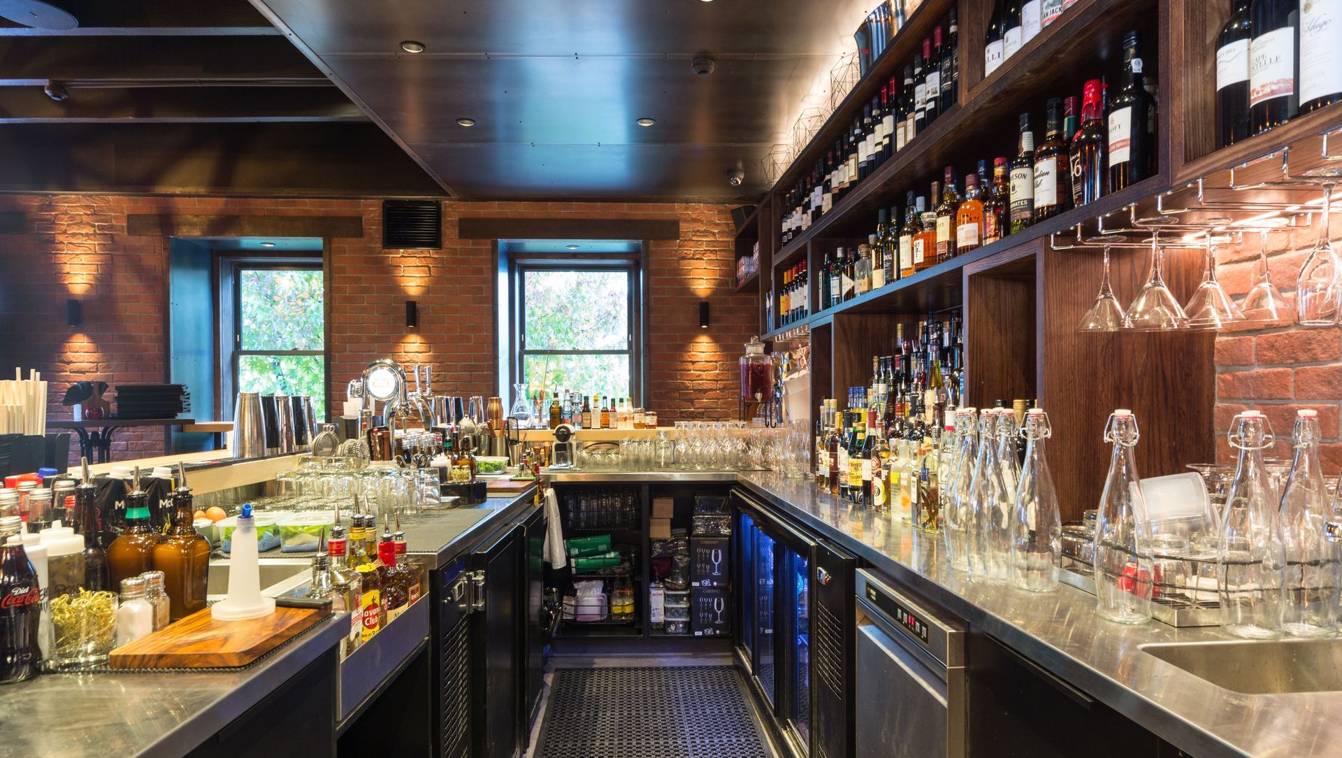 Warm Bar banner